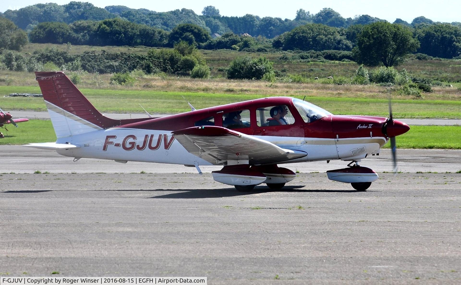 F-GJUV, Piper PA-28-181 Archer C/N 28-8490060, Visiting Archer II.