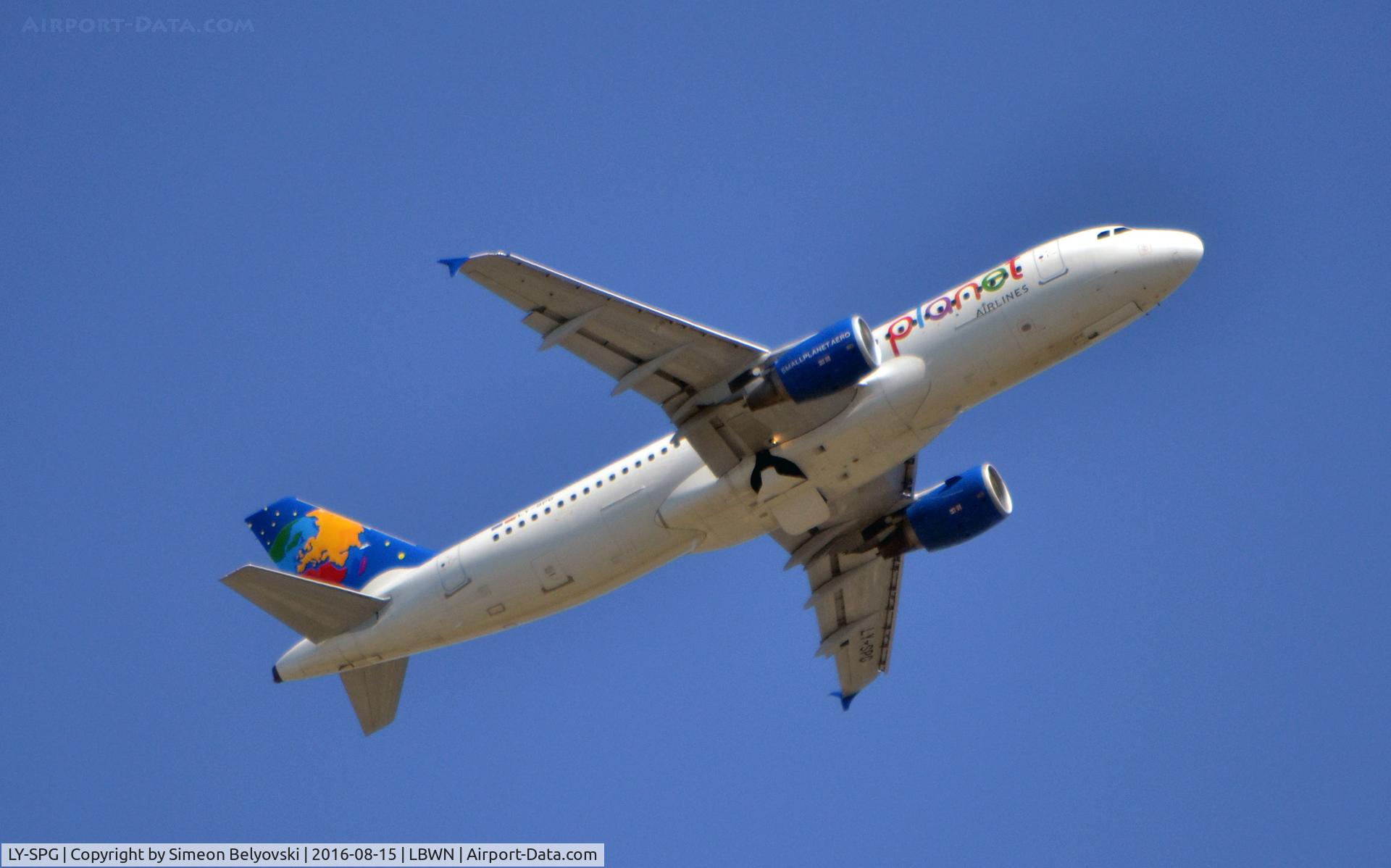 LY-SPG, 1999 Airbus A320-214 C/N 1041, Flight Varna to Vilnius taking off
