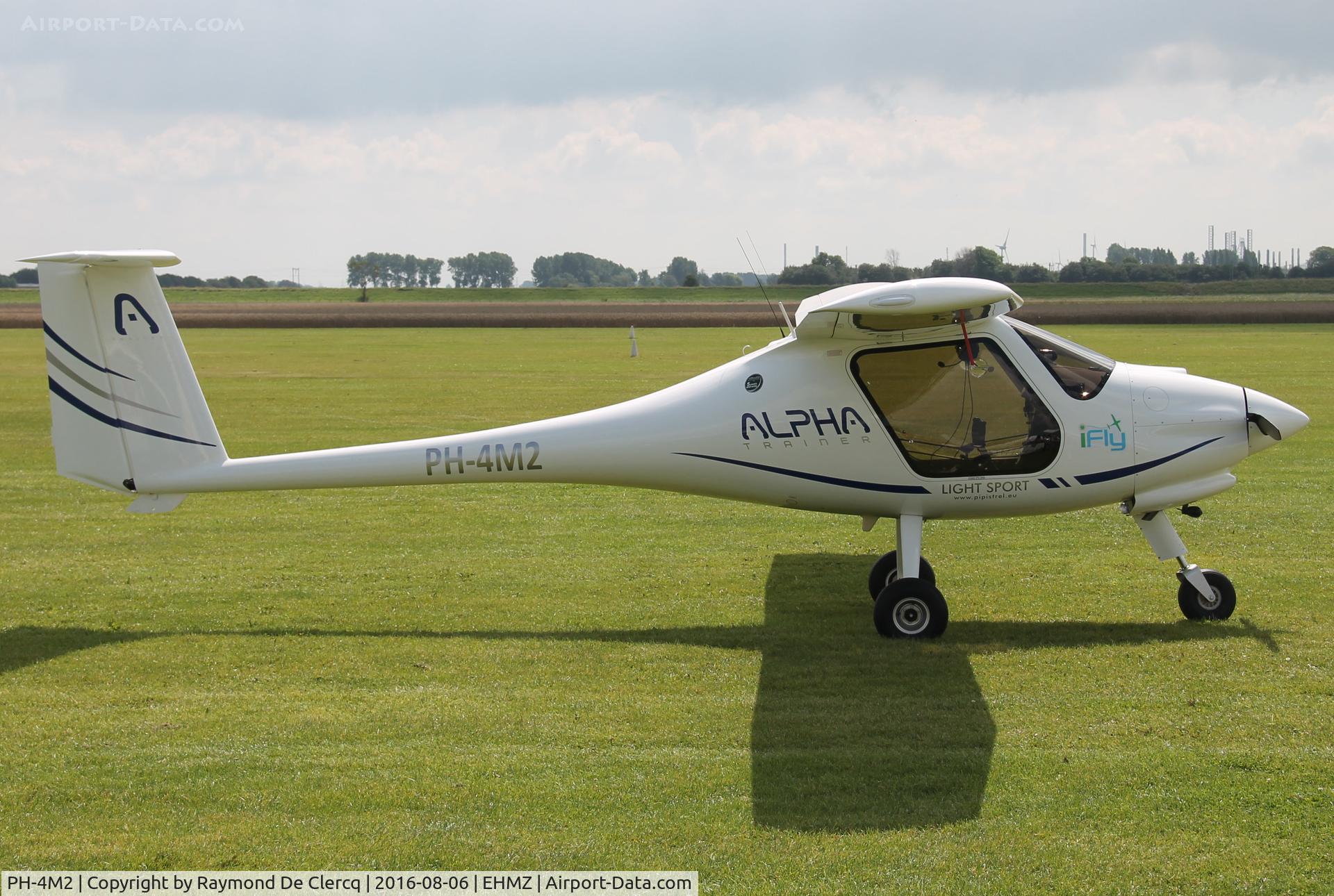 PH-4M2, 2015 Pipistrel Alpha Trainer C/N 719 AT 912, At Midden-Zeeland.