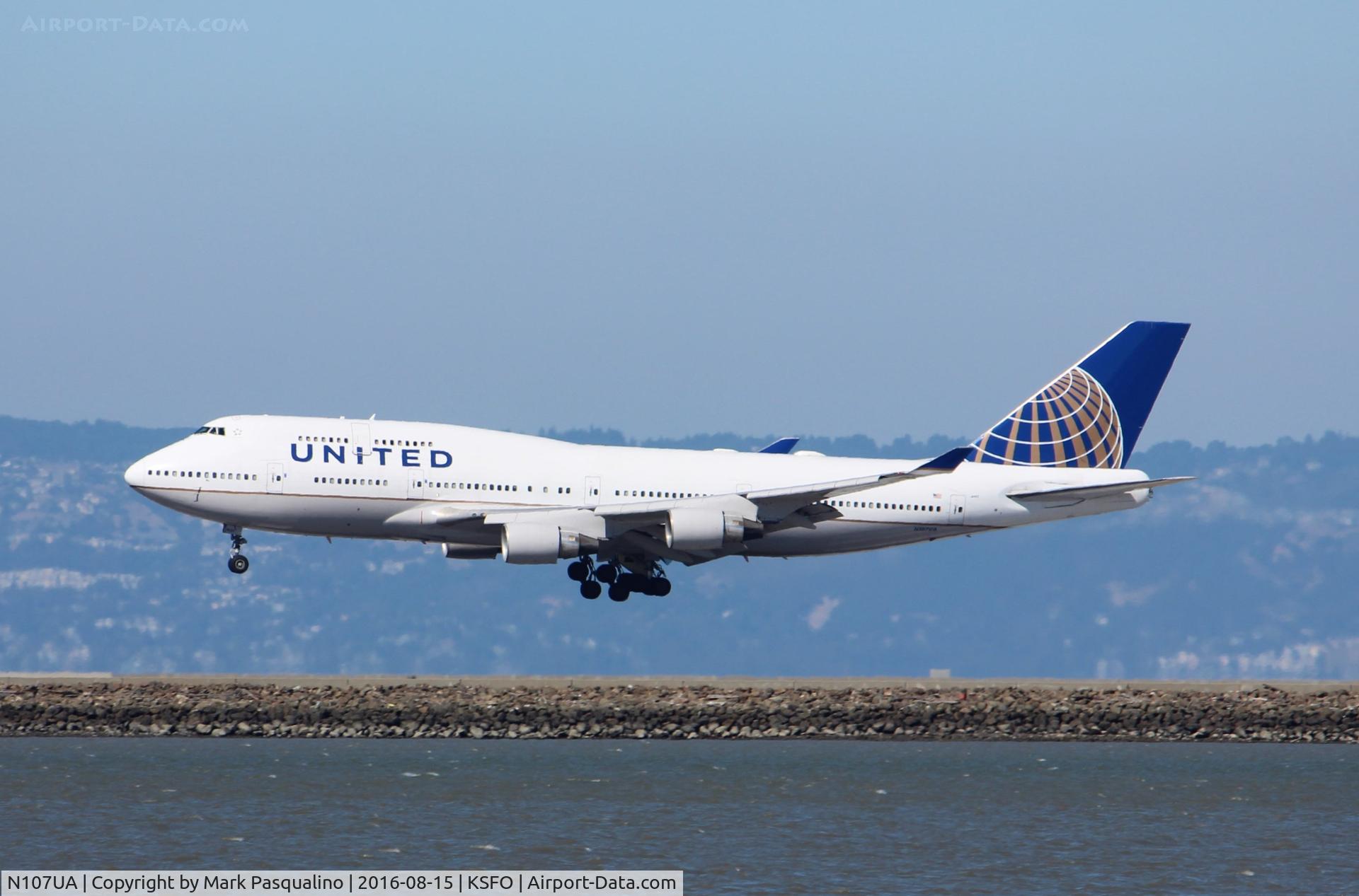 N107UA, 1998 Boeing 747-422 C/N 26900, Boeing 747-400