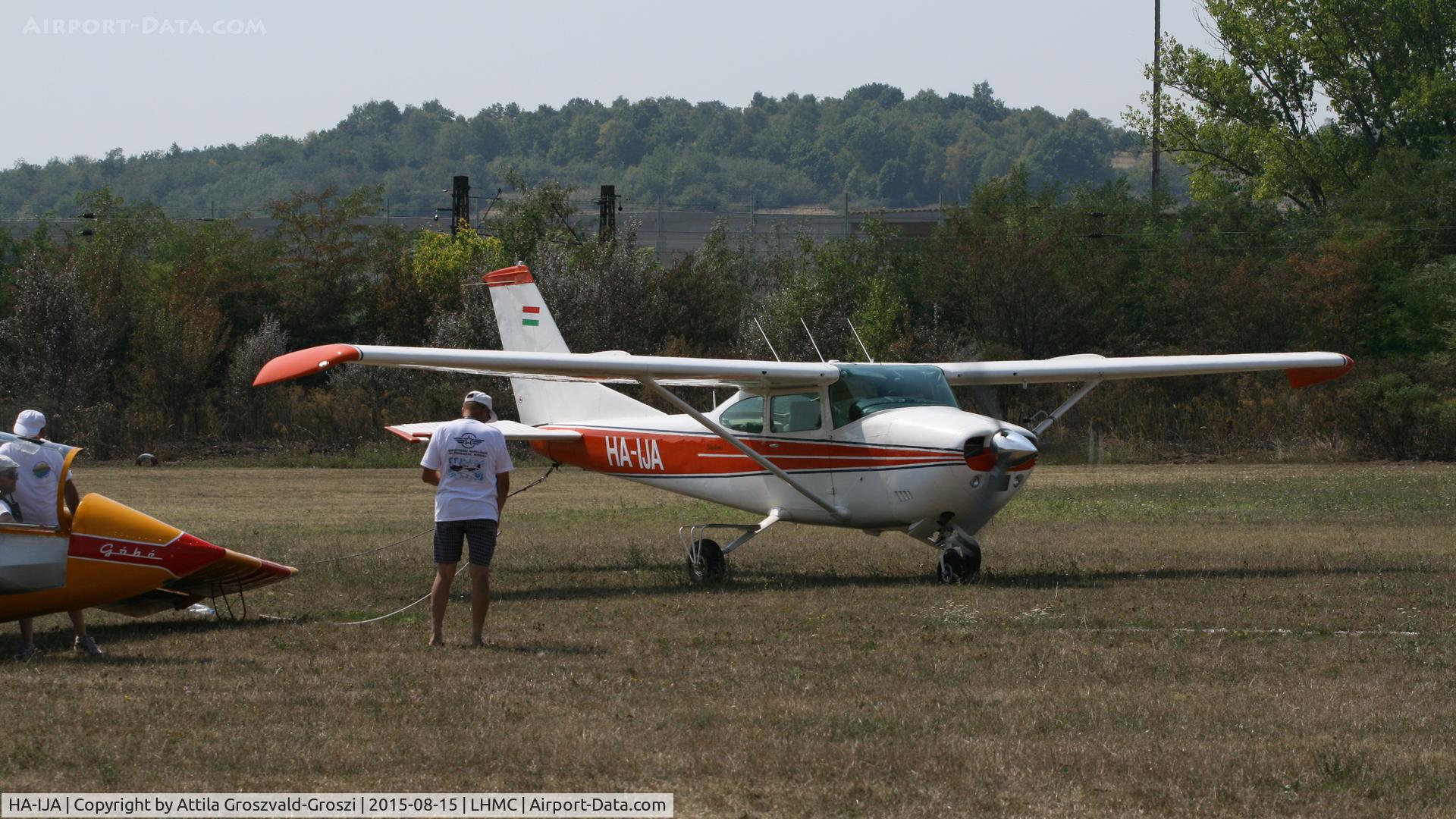 HA-IJA, 1972 Cessna 182P Skylane Skylane C/N 18261398, Miskolc Airport, Hungary - Airshow 2015 - preparation for towing