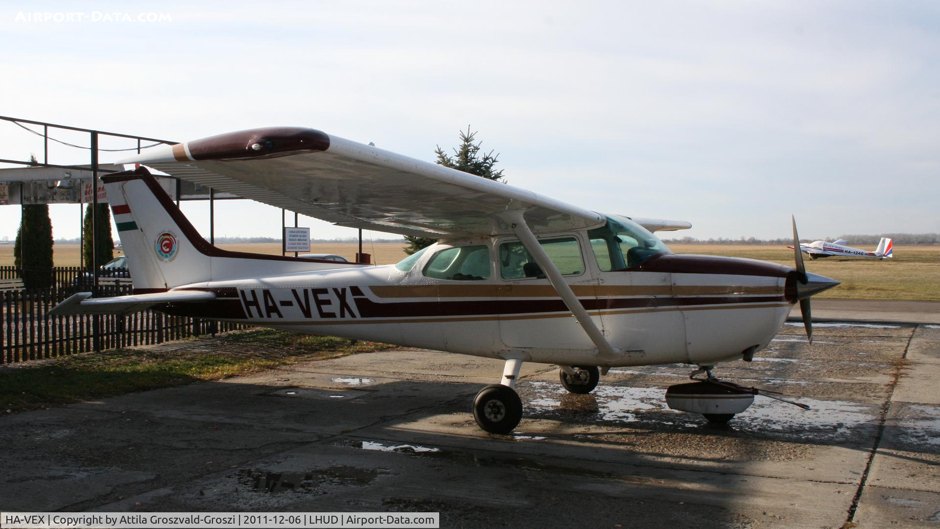 HA-VEX, Cessna 172N C/N 17273261, Szeged Airport, hungary