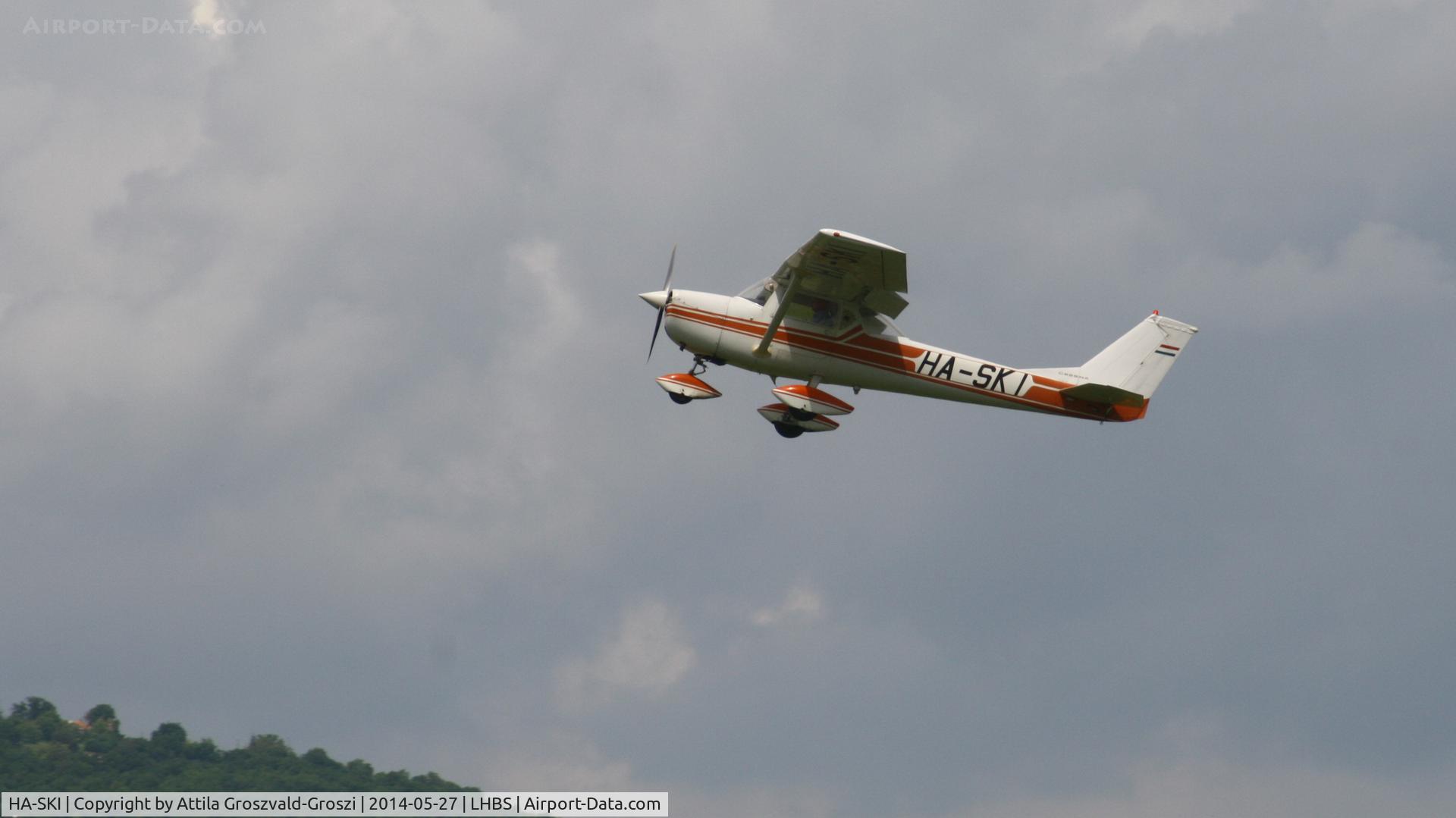 HA-SKI, Cessna 150G C/N 15065401, Budaörs Airport, Hungary