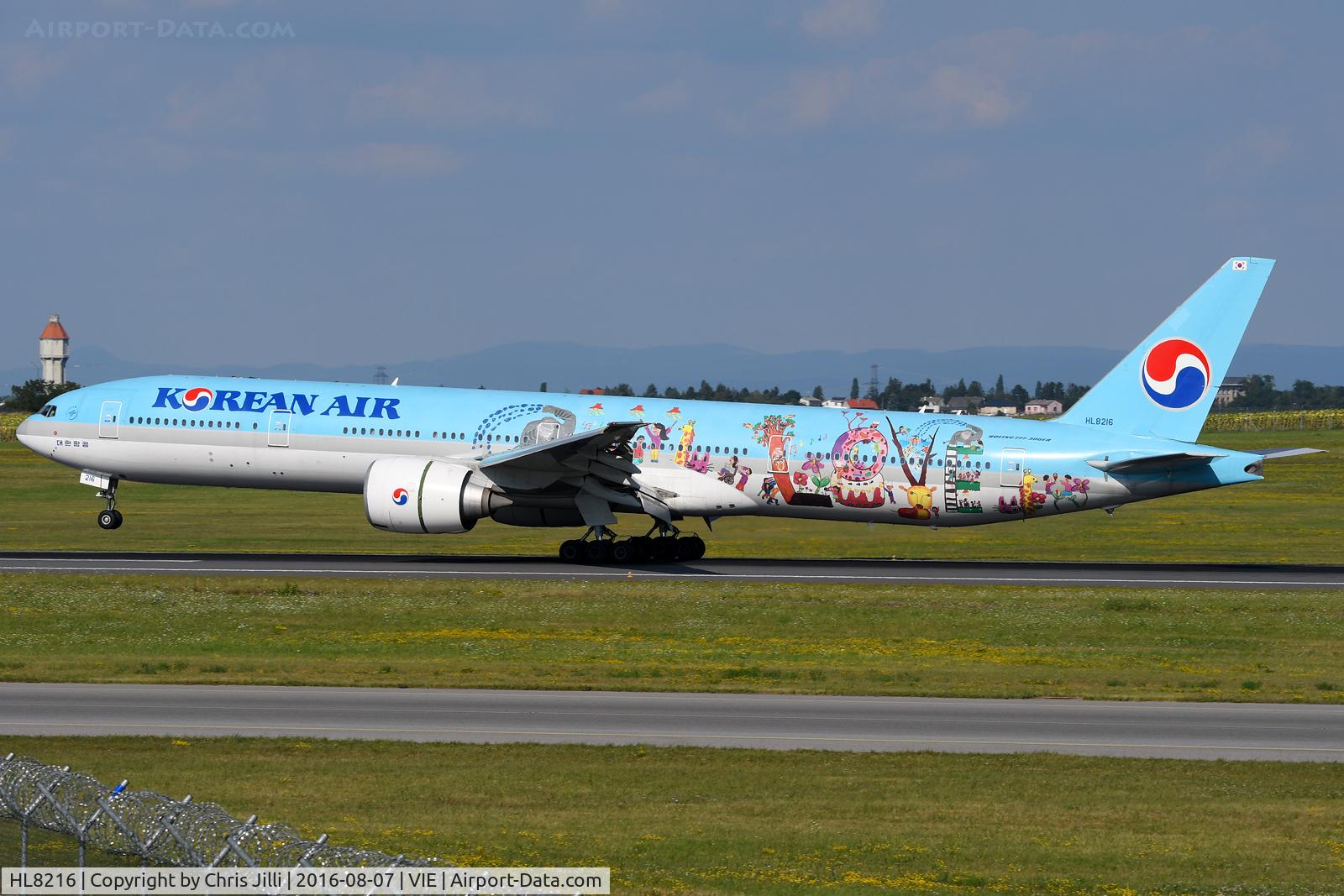 HL8216, 2011 Boeing 777-3B5/ER C/N 37647, Korean Air
