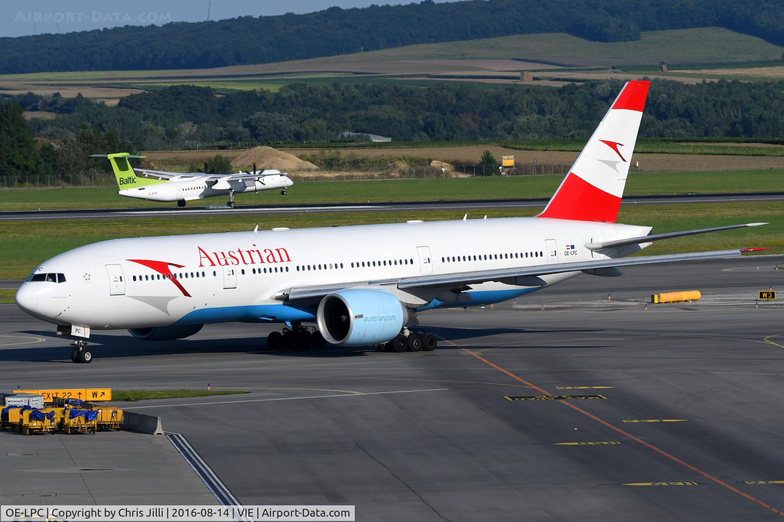 OE-LPC, 2002 Boeing 777-2Z9/ER C/N 29313, Austrian Airlines