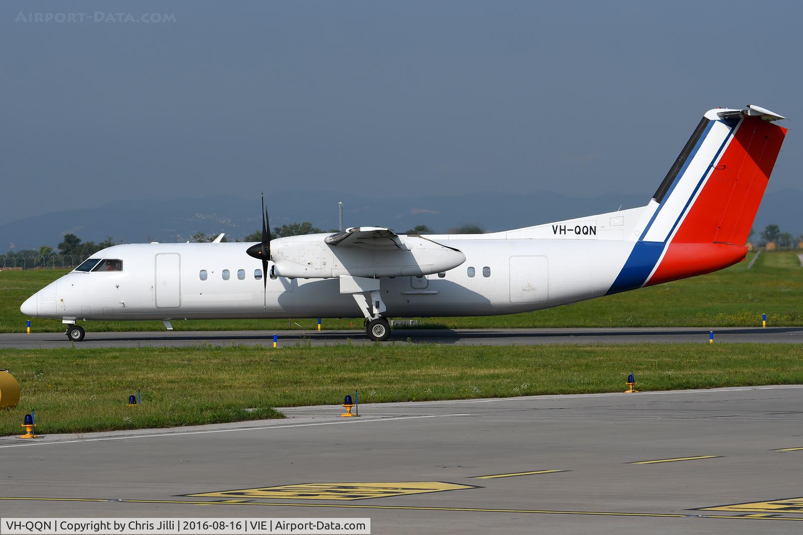 VH-QQN, 1991 De Havilland Canada DHC-8-311 Dash 8 C/N 276, Skytran