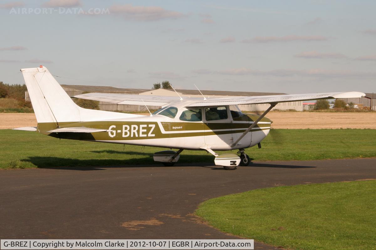 G-BREZ, 1976 Cessna 172M Skyhawk C/N 172-66742, Cessna 172M Skyhawk at The Real Aeroplane Company's Hibernation Fly-In, Breighton Airfield, October 7th 2012.