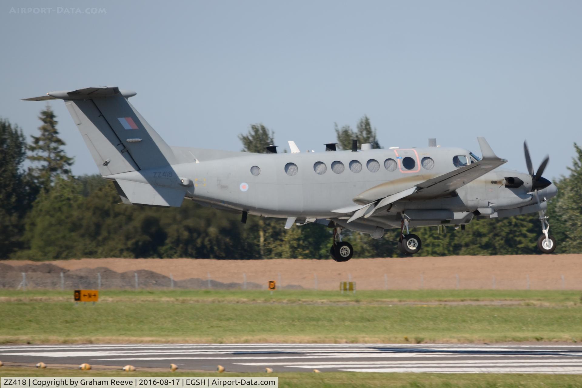 ZZ418, 2007 Beech B300C (350) Super King Air King Air C/N FM-17, Touch and go at Norwich.