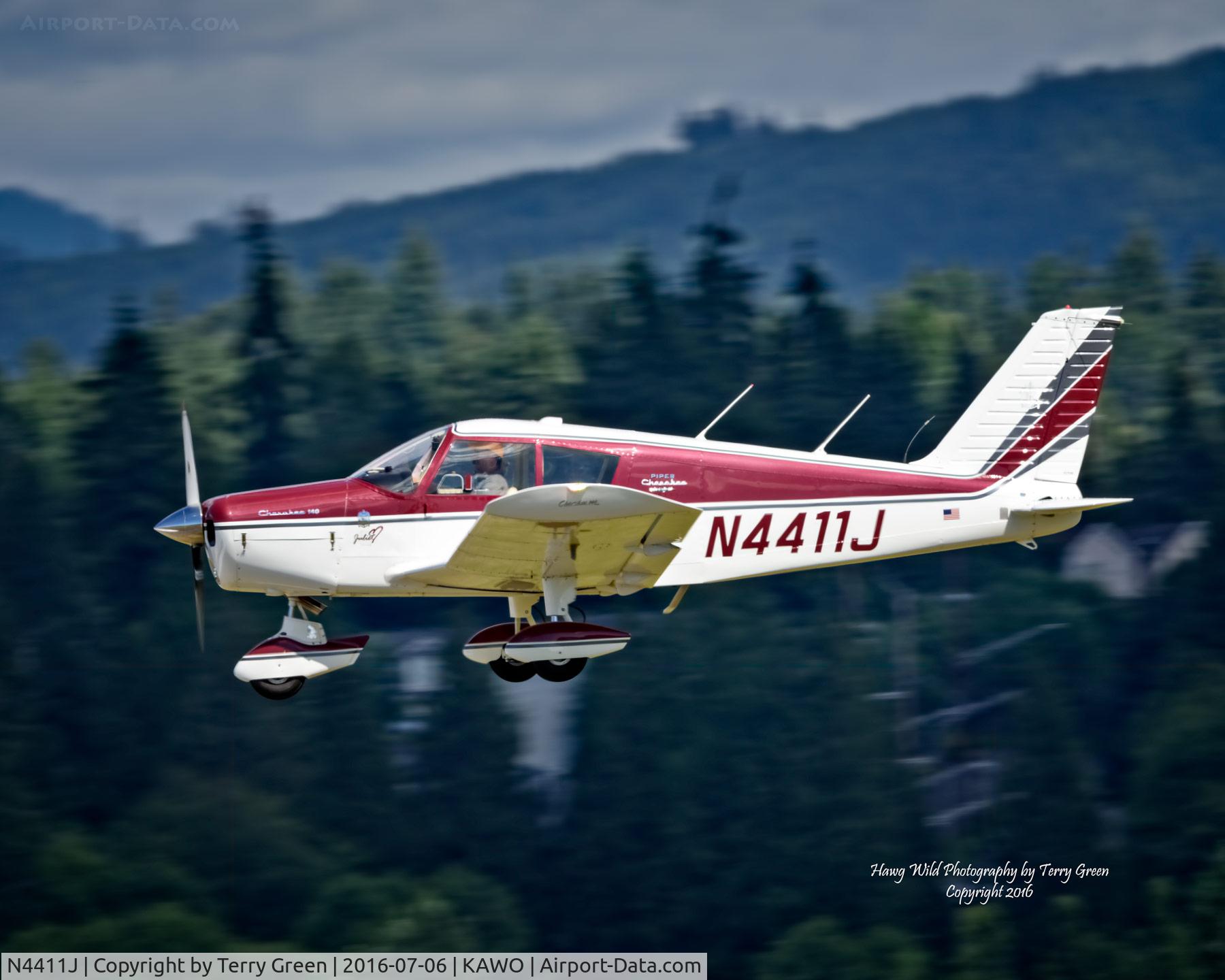 N4411J, 1967 Piper PA-28-140 Cherokee C/N 28-22806, KAWO