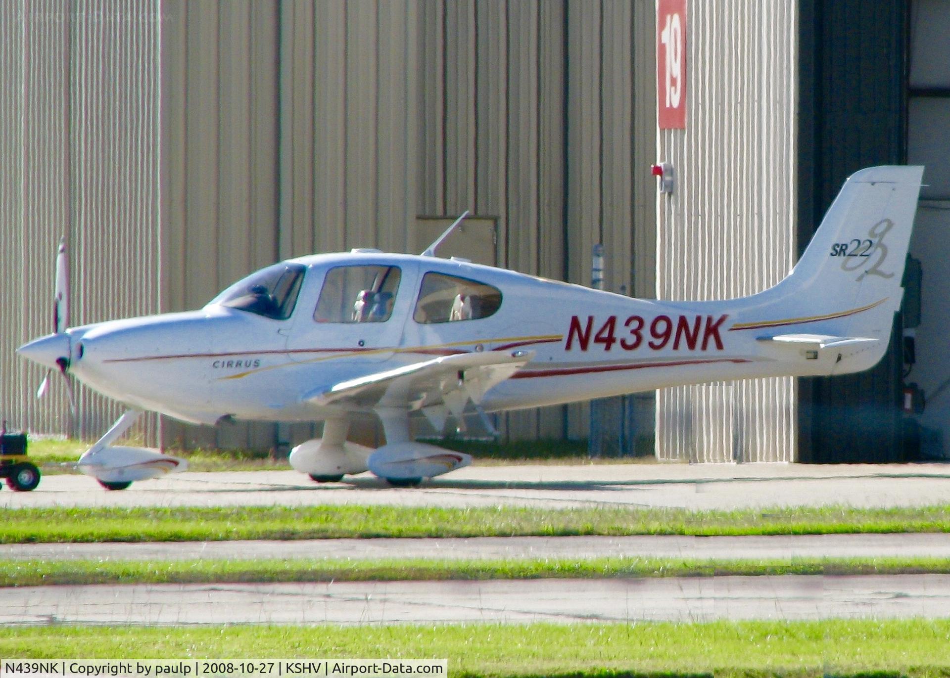 N439NK, 2004 Cirrus SR22 C/N 0919, At Shreveport Regional.
