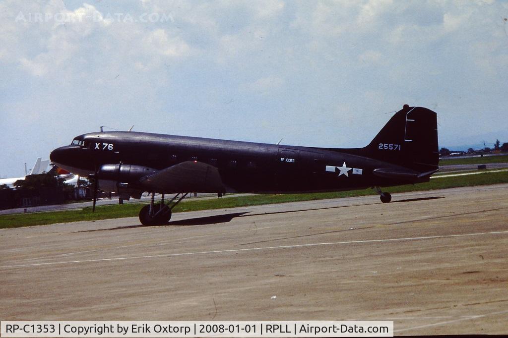 RP-C1353, 1944 Douglas DC3C C/N 25571, RP-C1353 in MNL JUN95