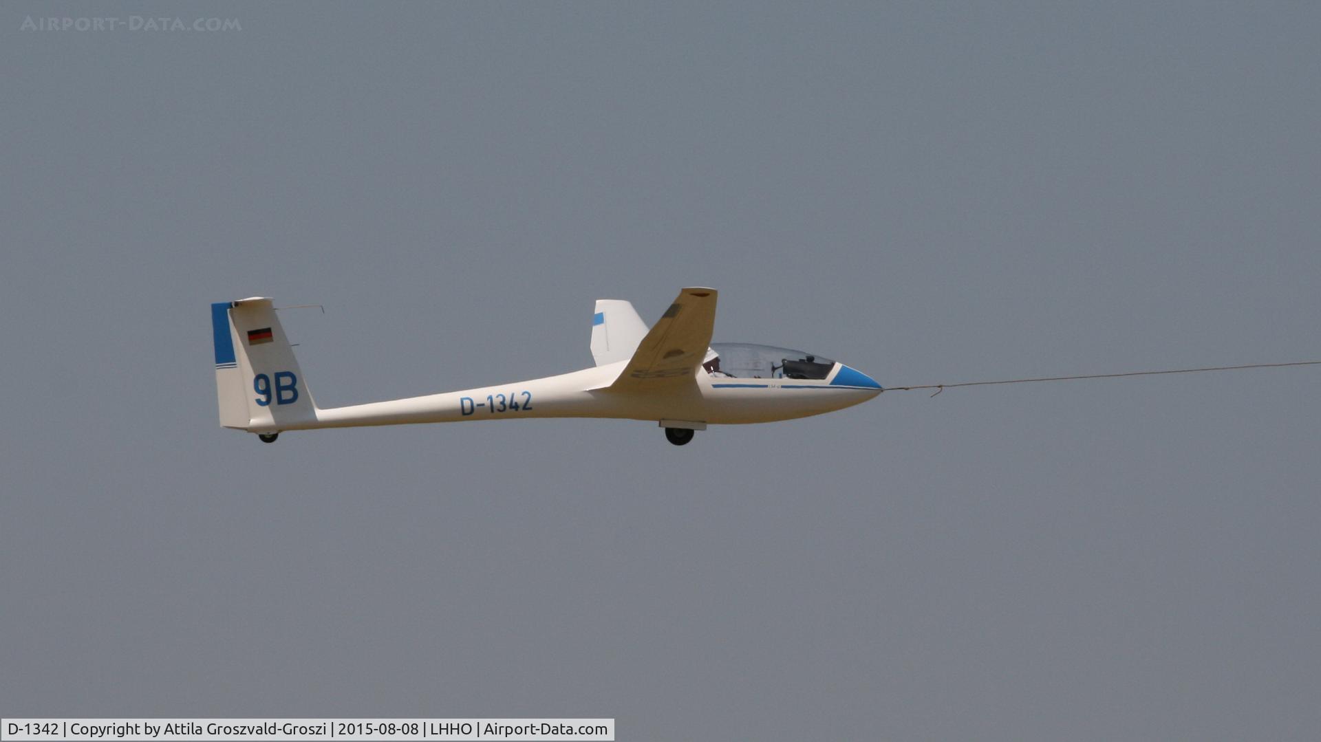 D-1342, 1987 Rolladen-Schneider LS-4A C/N 4662, Hajdúszoboszló Airport, Hungary - 60. Hungary Gliding National Championship and third Civis Thermal Cup, 2015