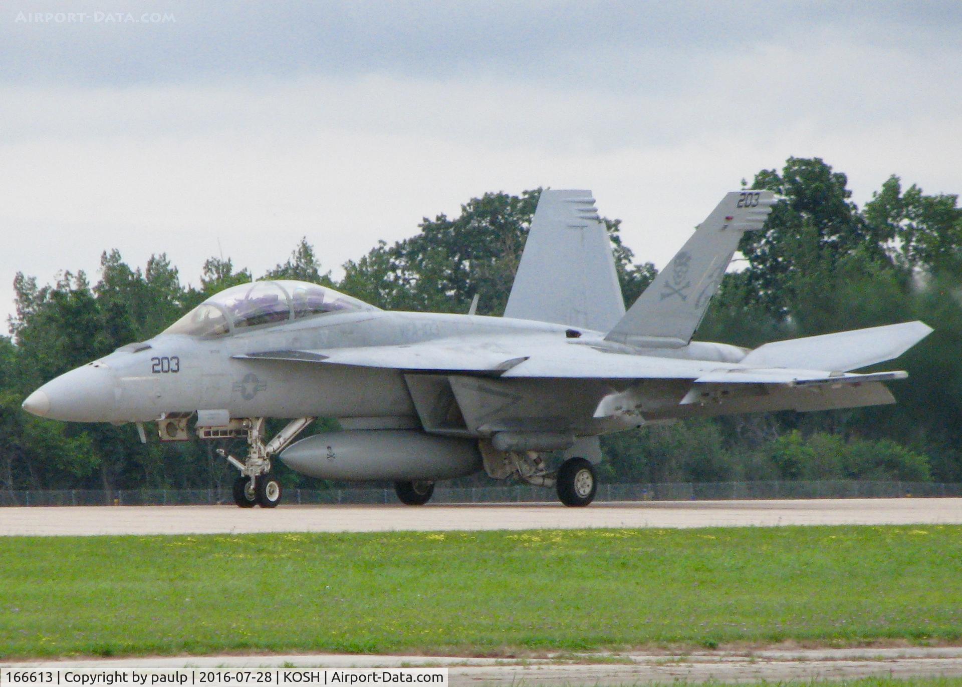 166613, Boeing F/A-18F Super Hornet C/N F106, AirVenture 2016.