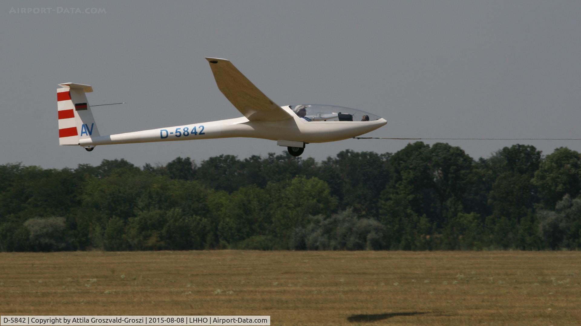D-5842, 1981 Glaser-Dirks DG-100G Elan C/N E89 G61, Hajdúszoboszló Airport, Hungary - 60. Hungary Gliding National Championship and third Civis Thermal Cup, 2015