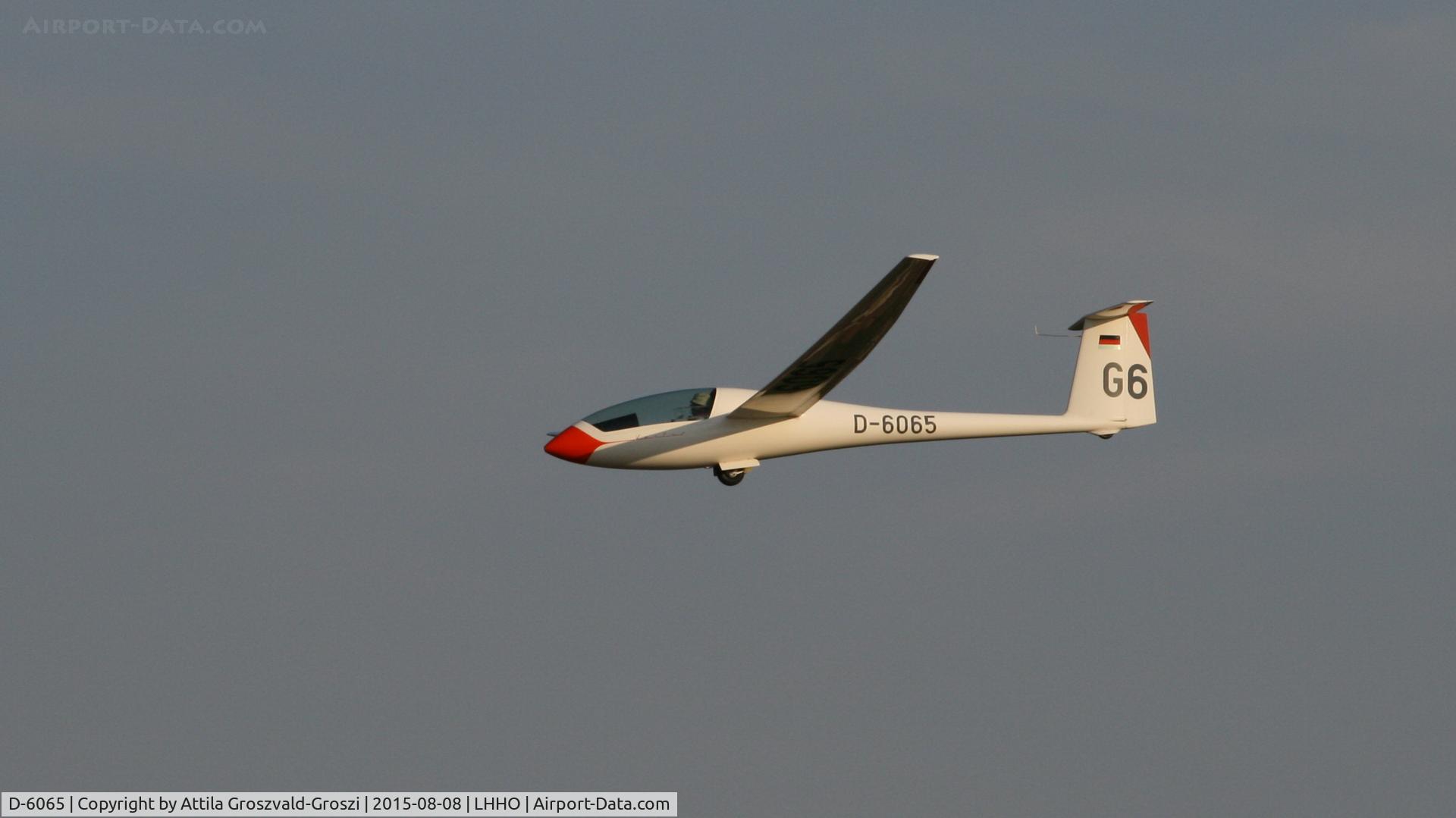 D-6065, 1985 Schempp-Hirth Ventus B/16.6 C/N 249, Hajdúszoboszló Airport, Hungary - 60. Hungary Gliding National Championship and third Civis Thermal Cup, 2015