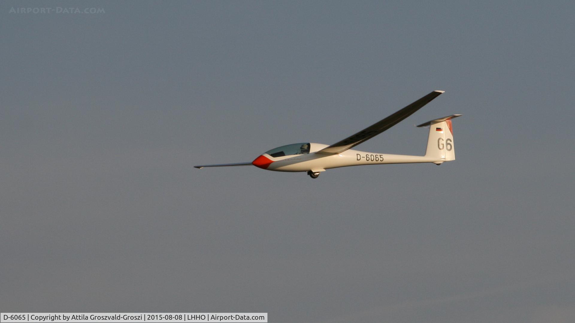 D-6065, 1985 Schempp-Hirth Ventus B/16.6 C/N 249, Hajdúszoboszló Airport, Hungary - 60. Hungary Gliding National Championship and third Civis Thermal Cup, 2015