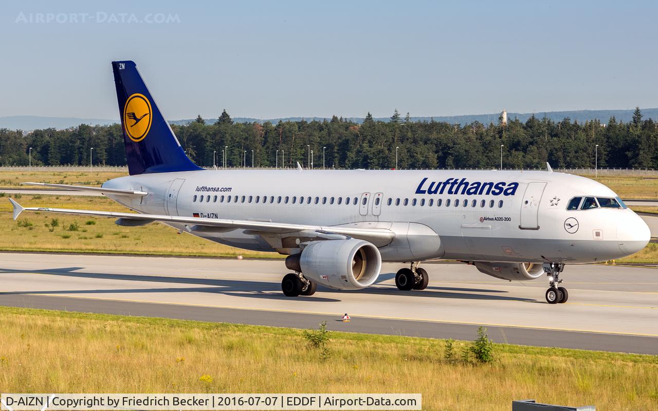 D-AIZN, 2012 Airbus A320-214 C/N 5425, taxying to the gate