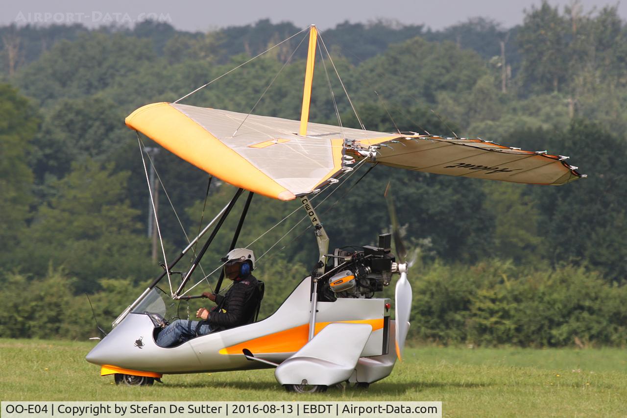 OO-E04, 2003 Chapelet Lazer C/N FT2003/01, Schaffen Oldtimer Fly In 2016.
