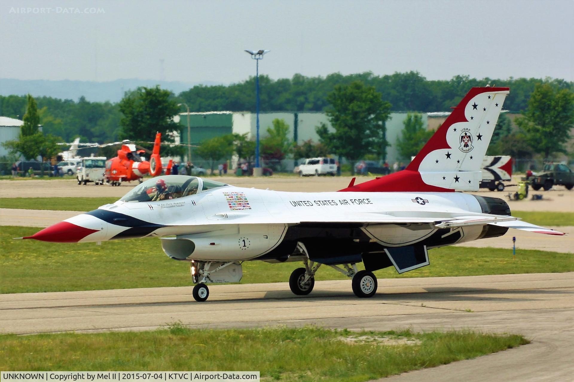 UNKNOWN, General Dynamics F-16C Fighting Falcon C/N Unknown, USAF Thunderbirds - 2015 National Cherry Festival Air Show