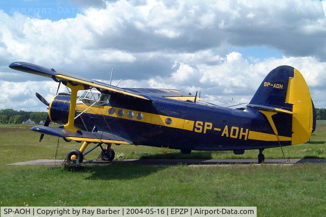 SP-AOH, Antonov An-2T C/N 1G73-57, Antonov An-2T [1G73-57] Przylep-Zeilona Gora~SP 16/05/2004