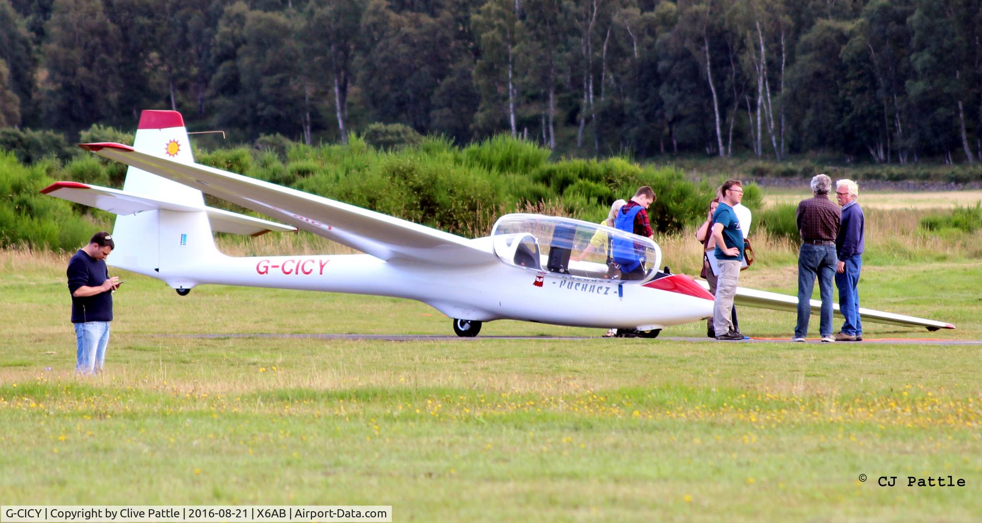 G-CICY, 1989 PZL-Bielsko SZD-50-3 Puchacz C/N B-1880, Seen in use at Aboyne, Royal Deeside.