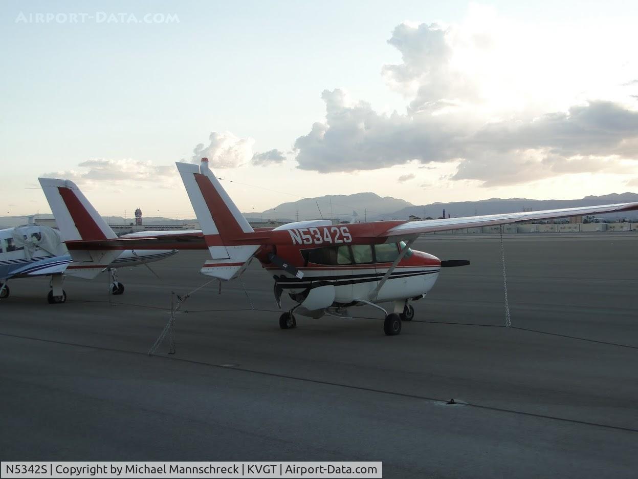 N5342S, 1966 Cessna 337A Super Skymaster C/N 337-0442, Abandoned on the North las vegas Airport