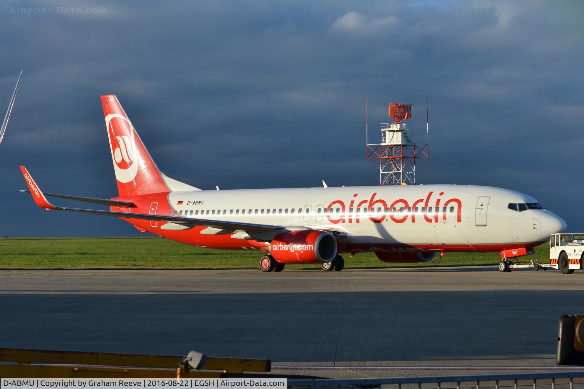 D-ABMU, 2013 Boeing 737-86J C/N 39384, Just landed at Norwich for a re-spray.