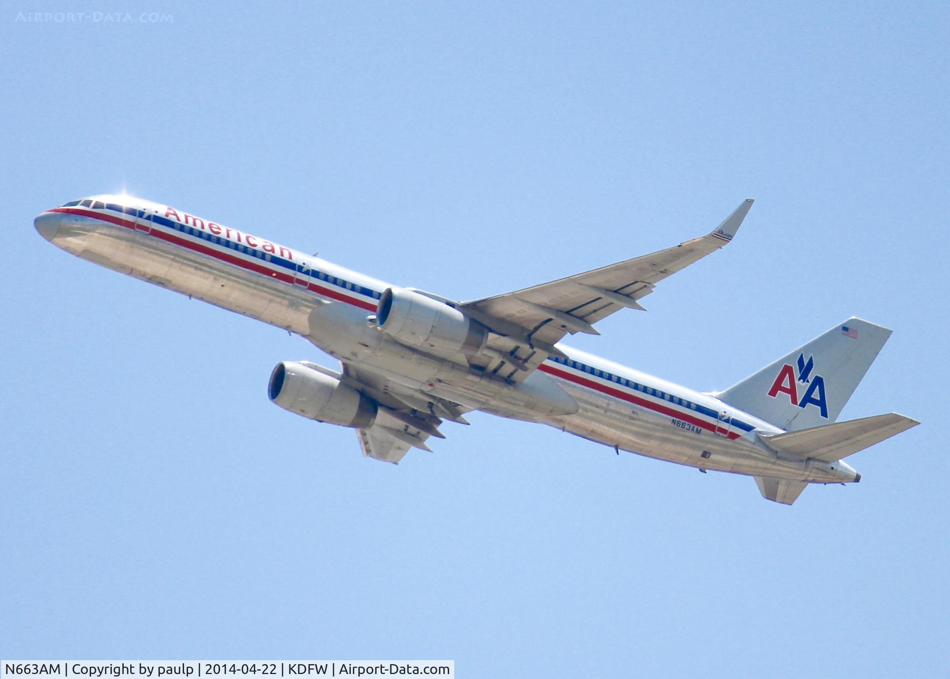 N663AM, 1992 Boeing 757-223 C/N 25297, At DFW
