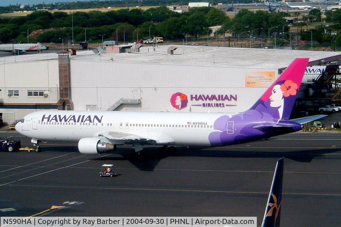 N590HA, 2002 Boeing 767-3CB C/N 33467, Boeing 767-3CBER [33467] (Hawaiian Airlines) Honolulu-Int'l~N 30/09/2004