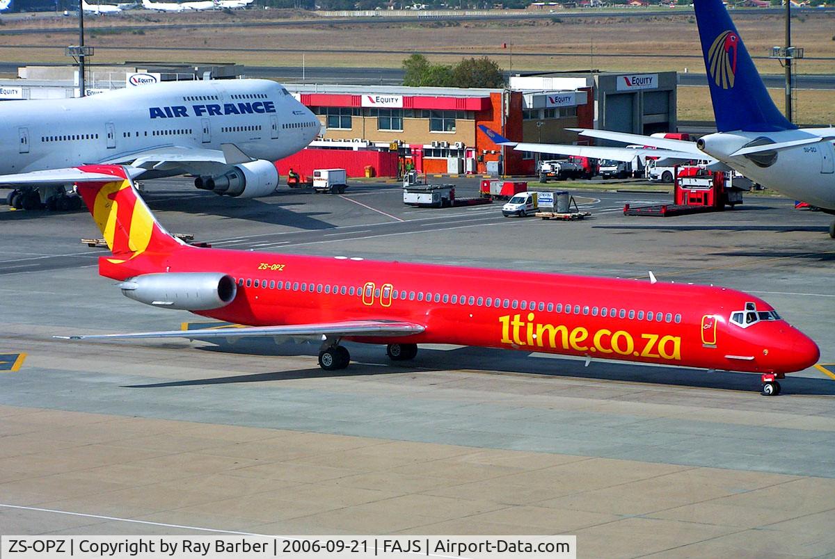 ZS-OPZ, 1988 McDonnell Douglas MD-83 (DC-9-83) C/N 49617, McDonnell Douglas DC-9-83 [49617] (1 Time Airline) Johannesburg Int~ZS 21/09/2006