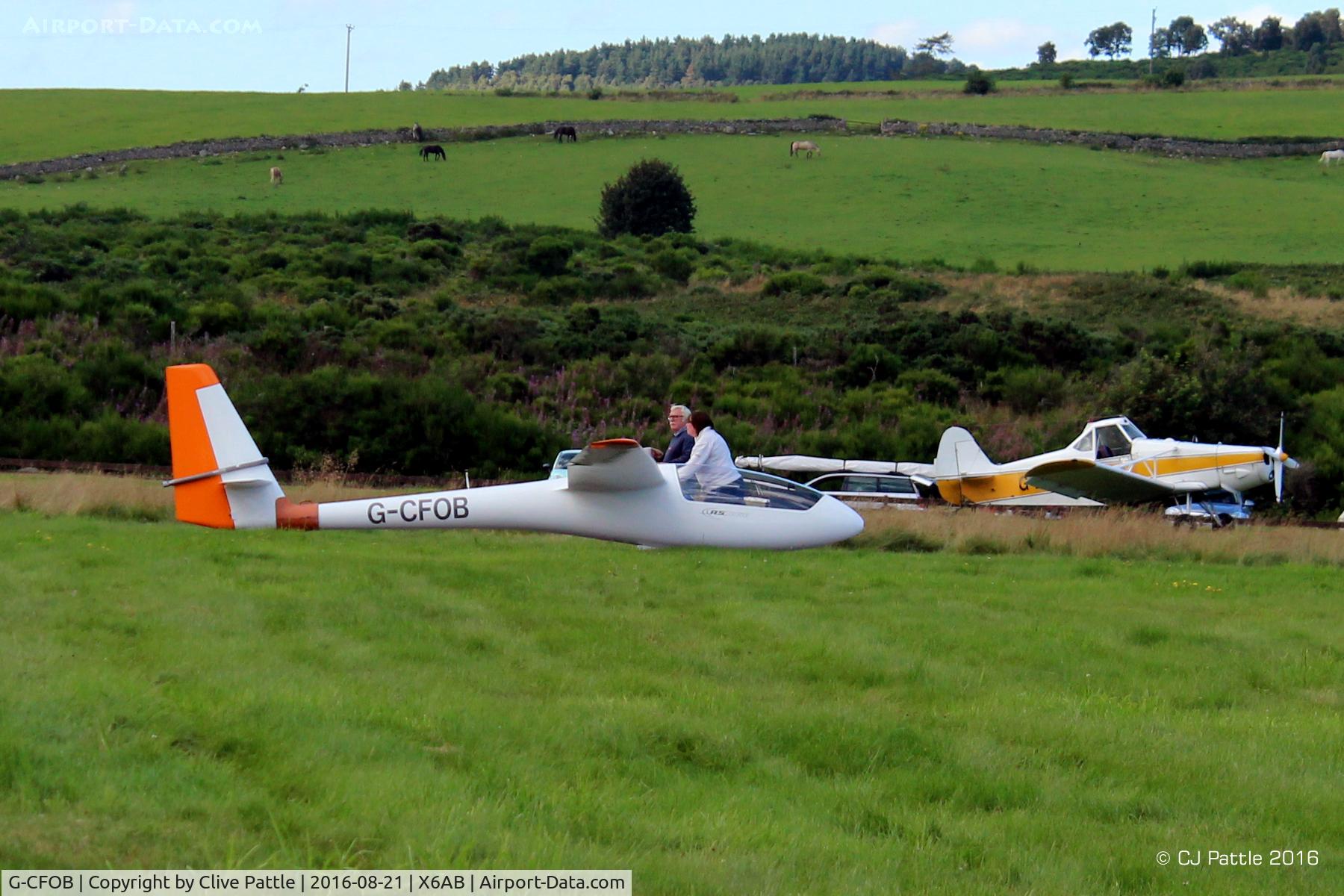 G-CFOB, 1974 Schleicher ASW-15B C/N 15340, In action at Aboyne