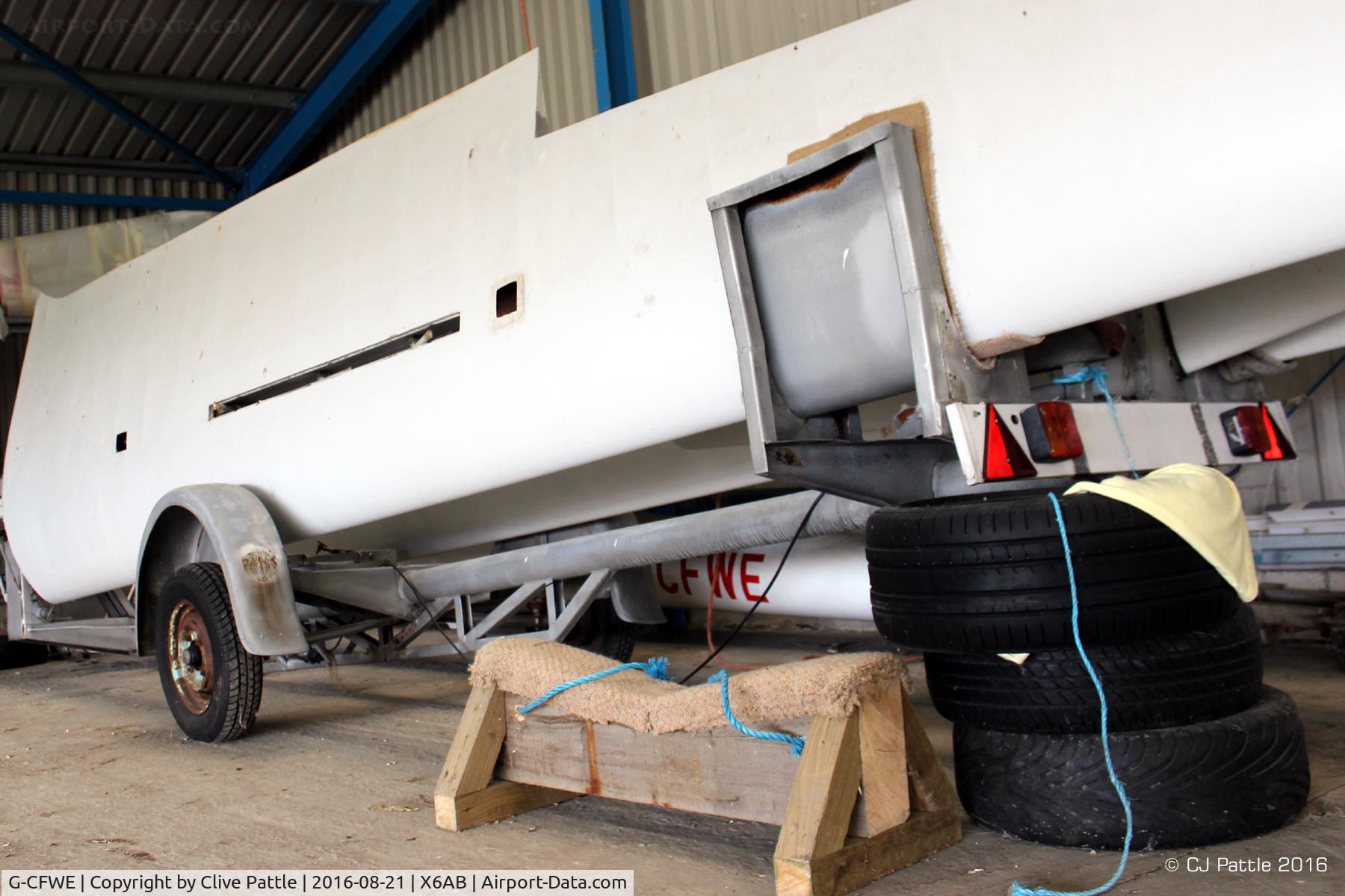 G-CFWE, 1990 PZL-Bielsko SZD-50-3 Puchacz C/N B-1984, Wreckage remains stored at Aboyne