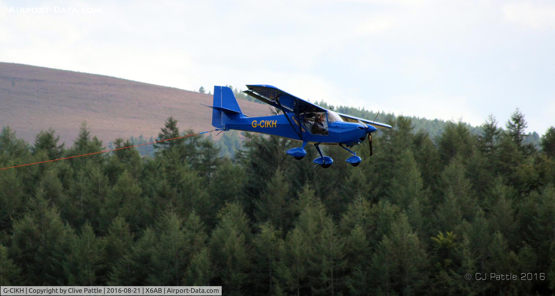 G-CIKH, 2014 Aeropro Eurofox 914 C/N LAA 376-15292, Employed on aero-tow duties at Aboyne, Royal Deeside, Scotland.
