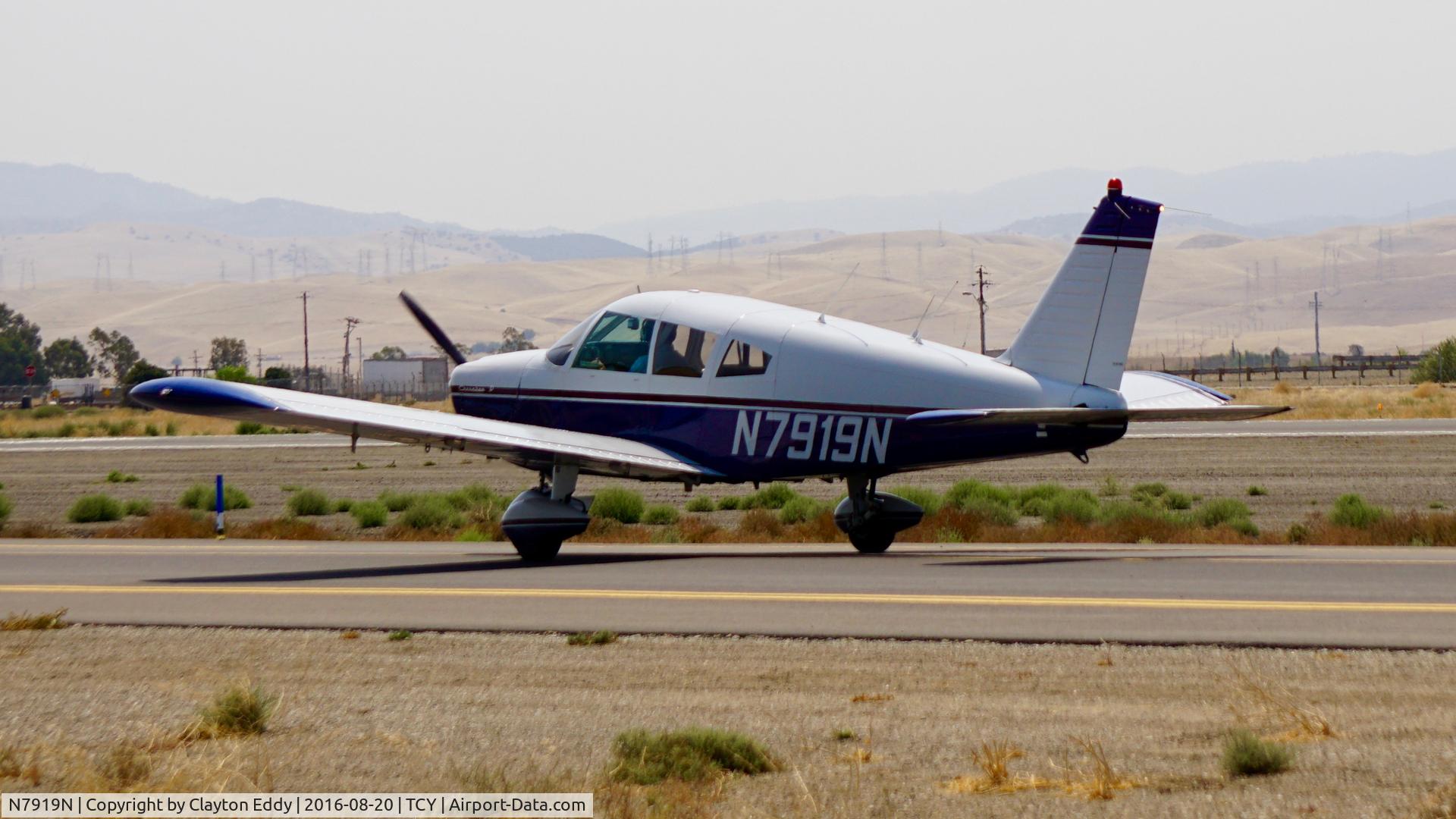 N7919N, 1969 Piper PA-28-180 C/N 28-5330, N7919N at Tracy Airport in California. 2016.