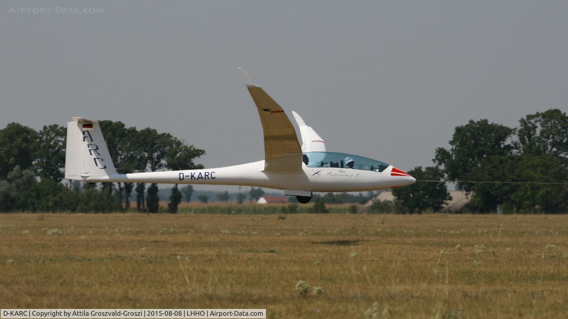 D-KARC, 2009 Schempp-Hirth Arcus T C/N 1, Hajdúszoboszló Airport, Hungary - 60. Hungary Gliding National Championship and third Civis Thermal Cup, 2015