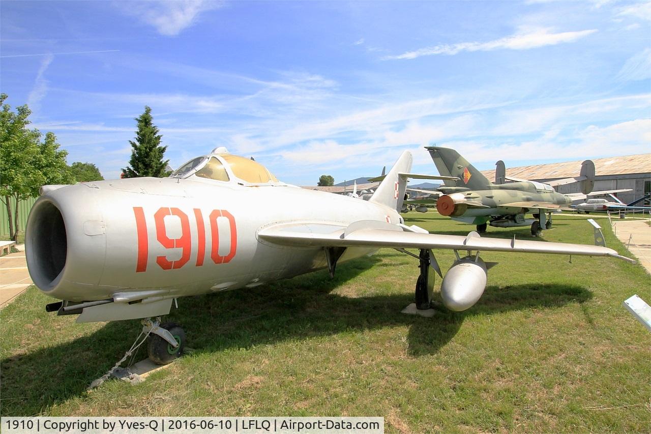 1910, PZL-Mielec Lim-5 (MiG-17F) C/N 1C1910, PZL-Mielec Lim-5 (MiG-17F), Musée Européen de l'Aviation de Chasse, Montélimar-Ancône airfield (LFLQ)