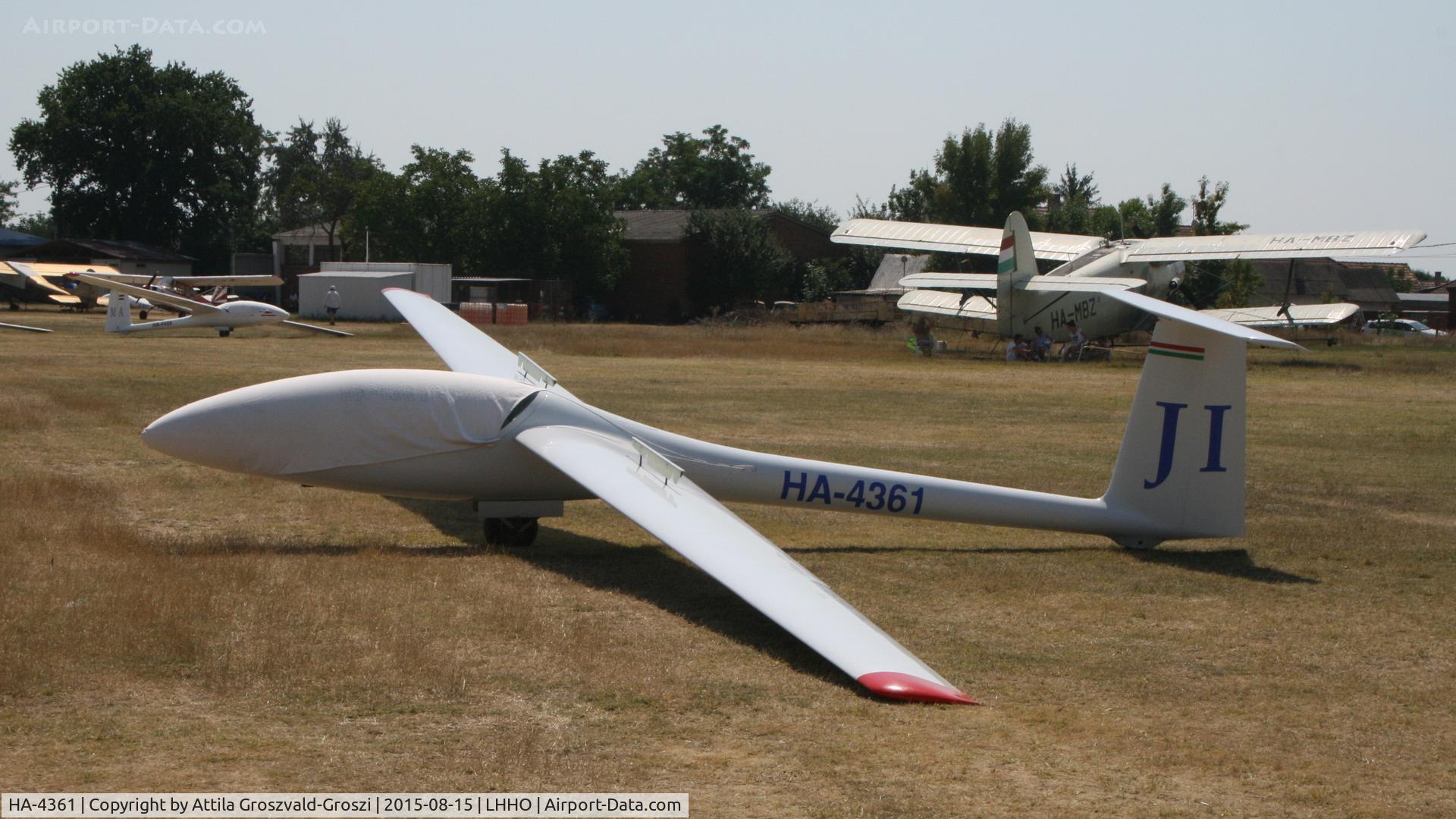 HA-4361, 1976 PZL-Bielsko SZD-41A Jantar Standard C/N B-692, Hajdúszoboszló Airport, Hungary - 60. Hungary Gliding National Championship and third Civis Thermal Cup, 2015