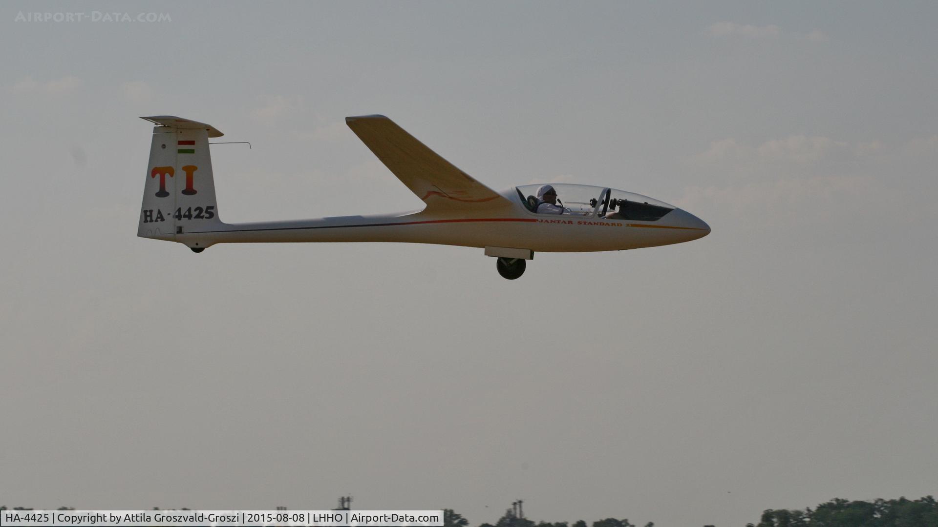 HA-4425, 1980 PZL-Bielsko SZD-48-1 Jantar Standard 2 C/N B-1136, Hajdúszoboszló Airport, Hungary - 60. Hungary Gliding National Championship and third Civis Thermal Cup, 2015