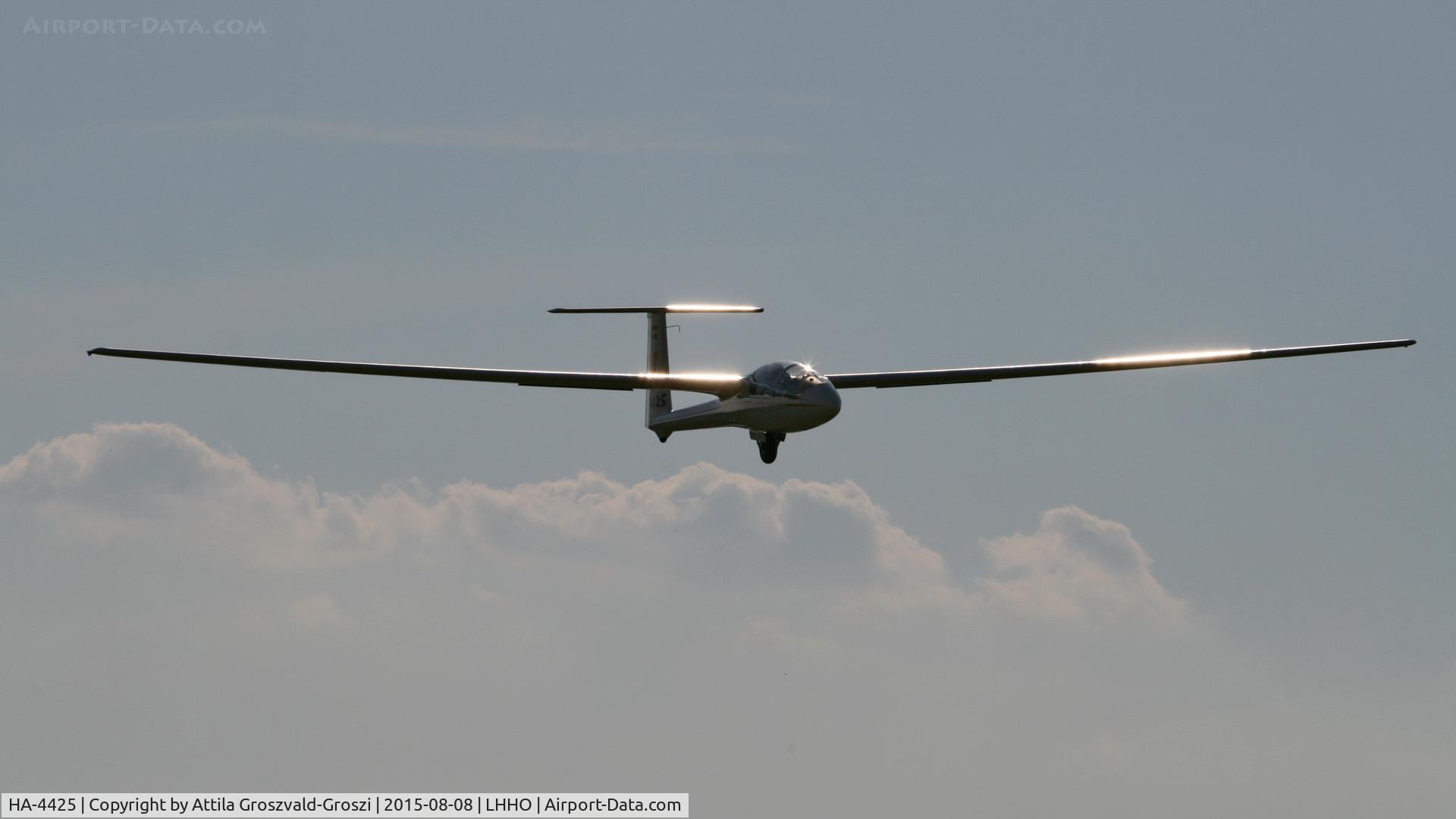 HA-4425, 1980 PZL-Bielsko SZD-48-1 Jantar Standard 2 C/N B-1136, Hajdúszoboszló Airport, Hungary - 60. Hungary Gliding National Championship and third Civis Thermal Cup, 2015