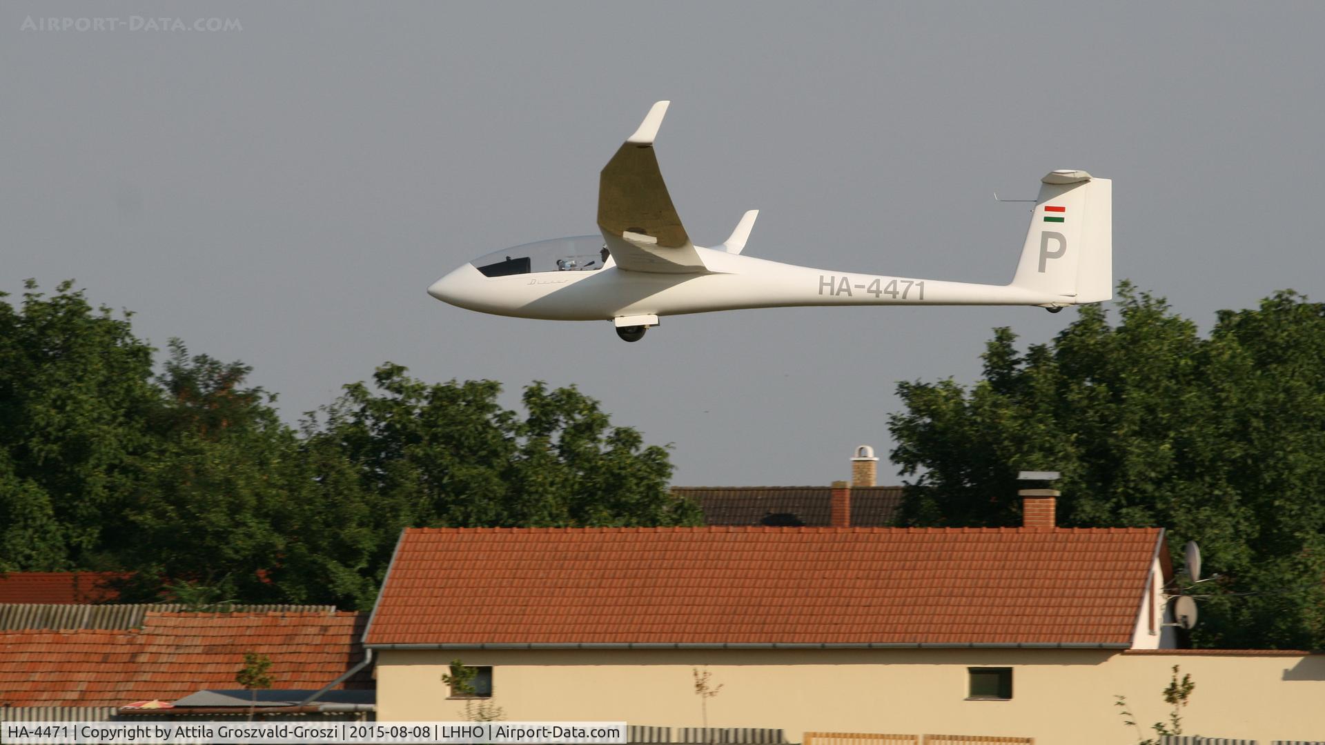 HA-4471, 1992 Schempp-Hirth Discus CS C/N 093CS, Hajdúszoboszló Airport, Hungary - 60. Hungary Gliding National Championship and third Civis Thermal Cup, 2015