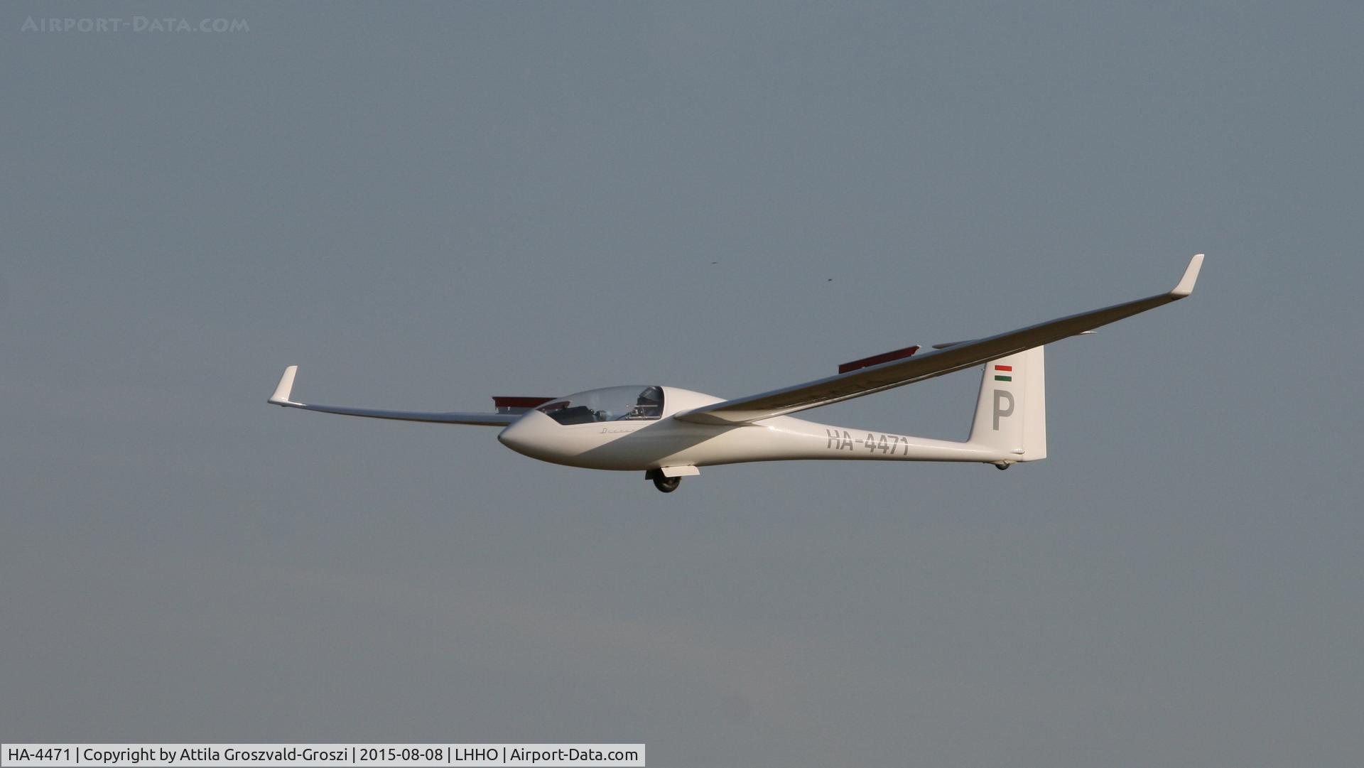 HA-4471, 1992 Schempp-Hirth Discus CS C/N 093CS, Hajdúszoboszló Airport, Hungary - 60. Hungary Gliding National Championship and third Civis Thermal Cup, 2015