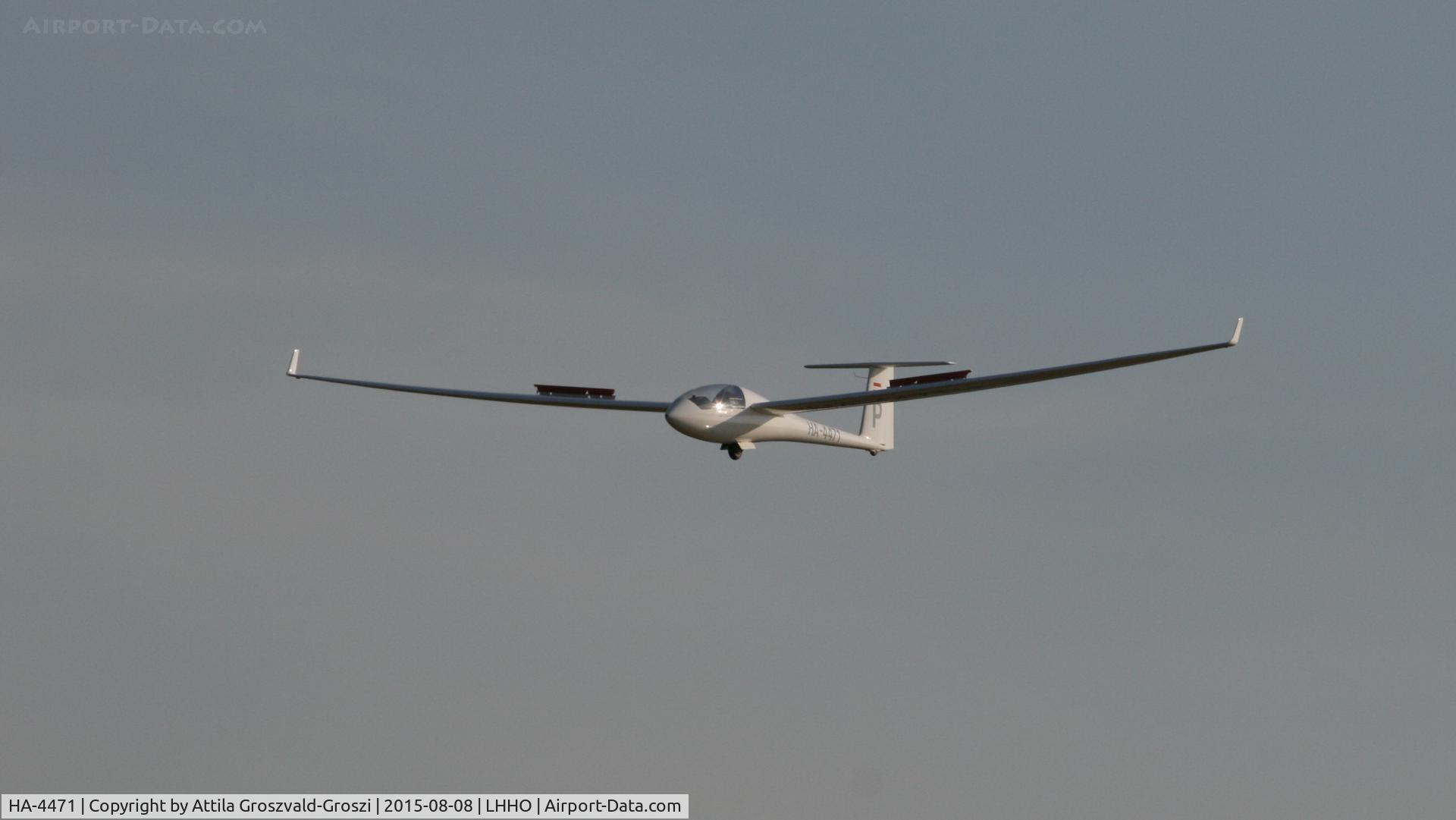 HA-4471, 1992 Schempp-Hirth Discus CS C/N 093CS, Hajdúszoboszló Airport, Hungary - 60. Hungary Gliding National Championship and third Civis Thermal Cup, 2015