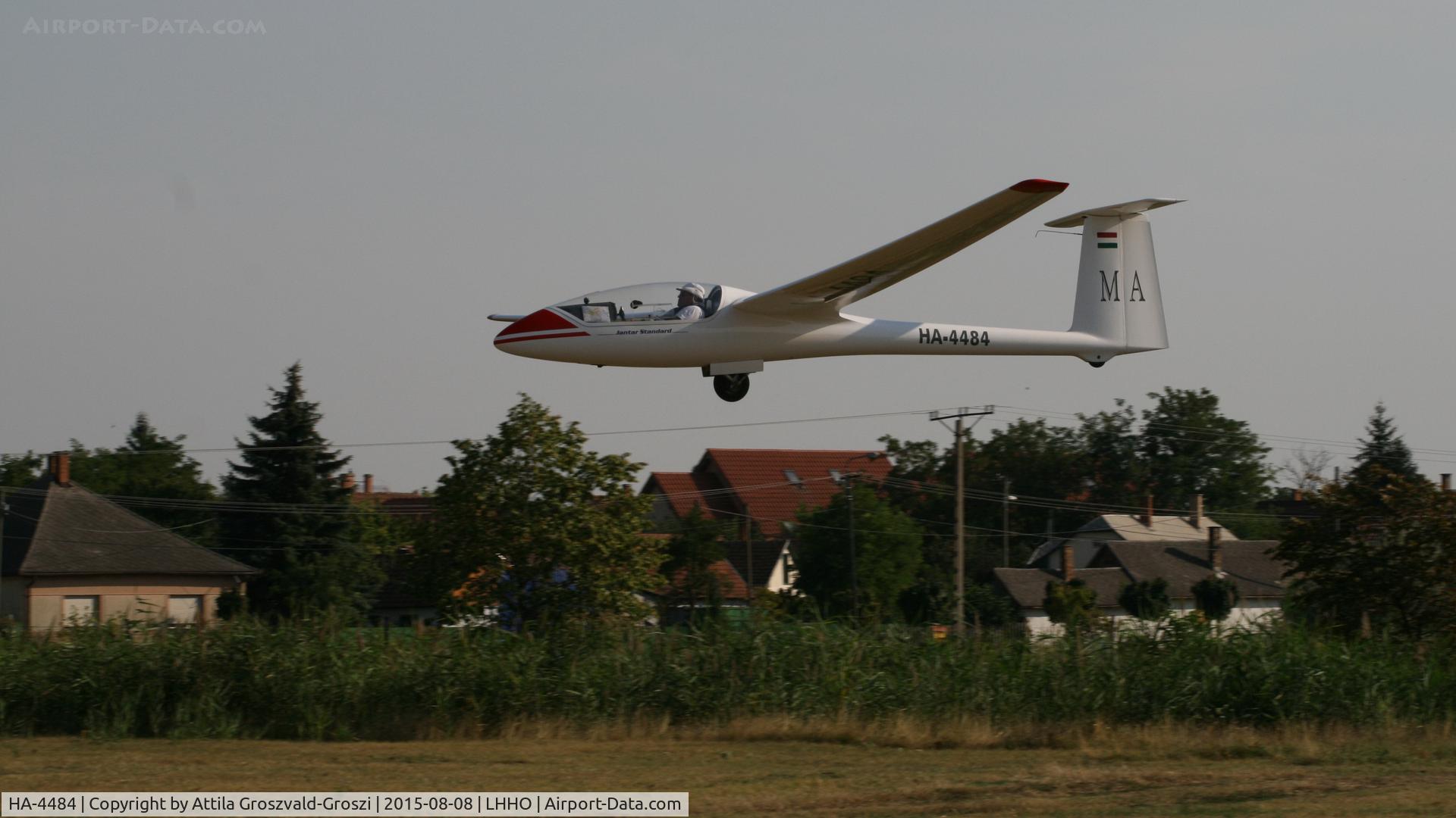 HA-4484, 1978 PZL-Bielsko SZD-48-1 Jantar Standard 2 C/N B-985, Hajdúszoboszló Airport, Hungary - 60. Hungary Gliding National Championship and third Civis Thermal Cup, 2015