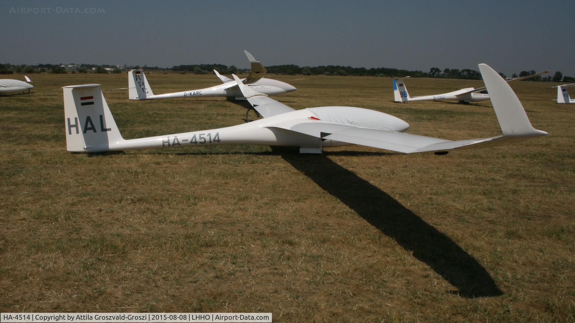 HA-4514, 2005 Schempp-Hirth Discus 2a C/N 215, Hajdúszoboszló Airport, Hungary - 60. Hungary Gliding National Championship and third Civis Thermal Cup, 2015