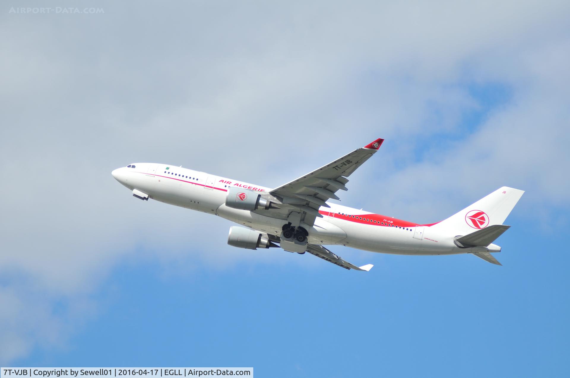7T-VJB, 2015 Airbus A330-202 C/N 1630, Departing LHR