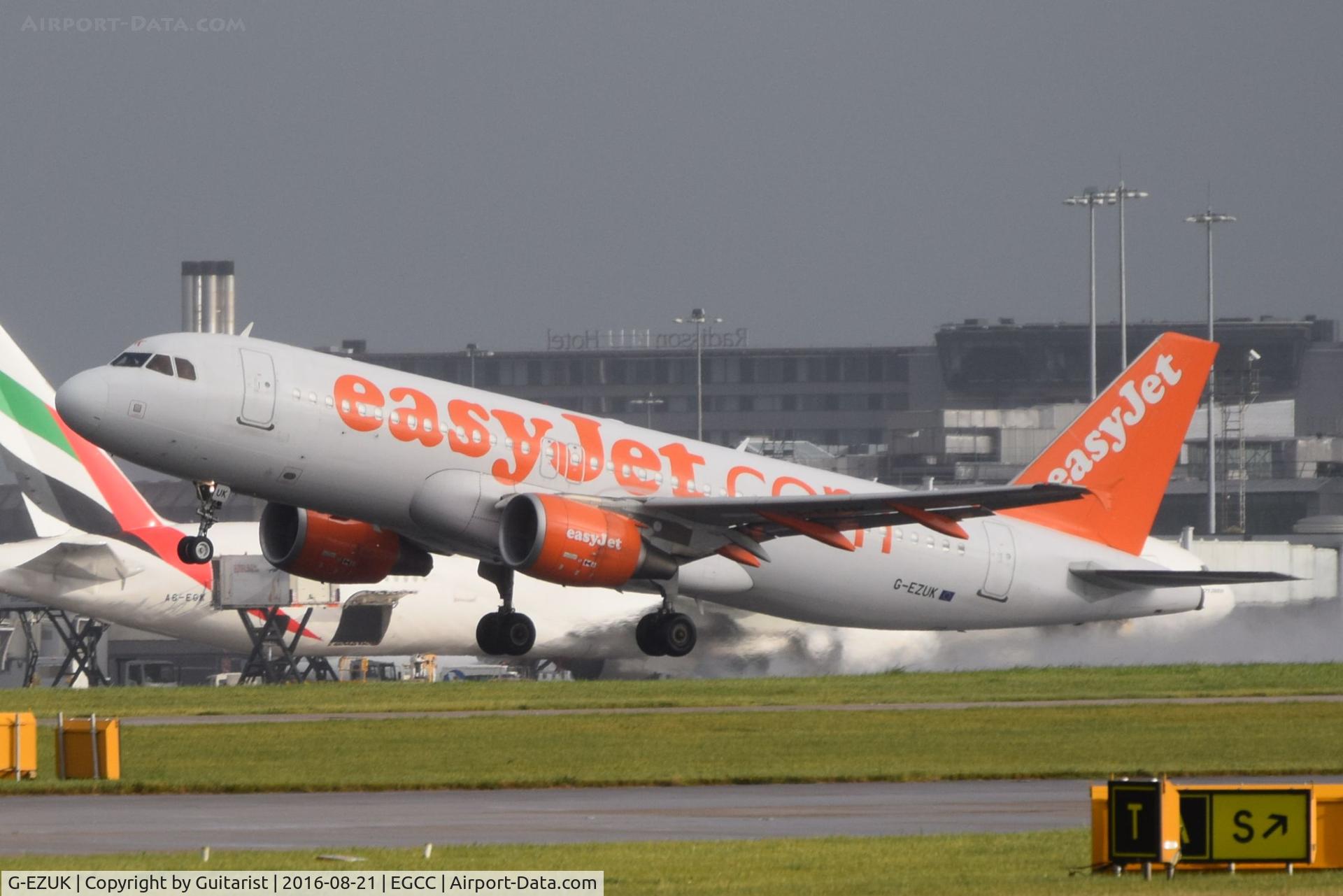 G-EZUK, 2011 Airbus A320-214 C/N 4749, At Manchester