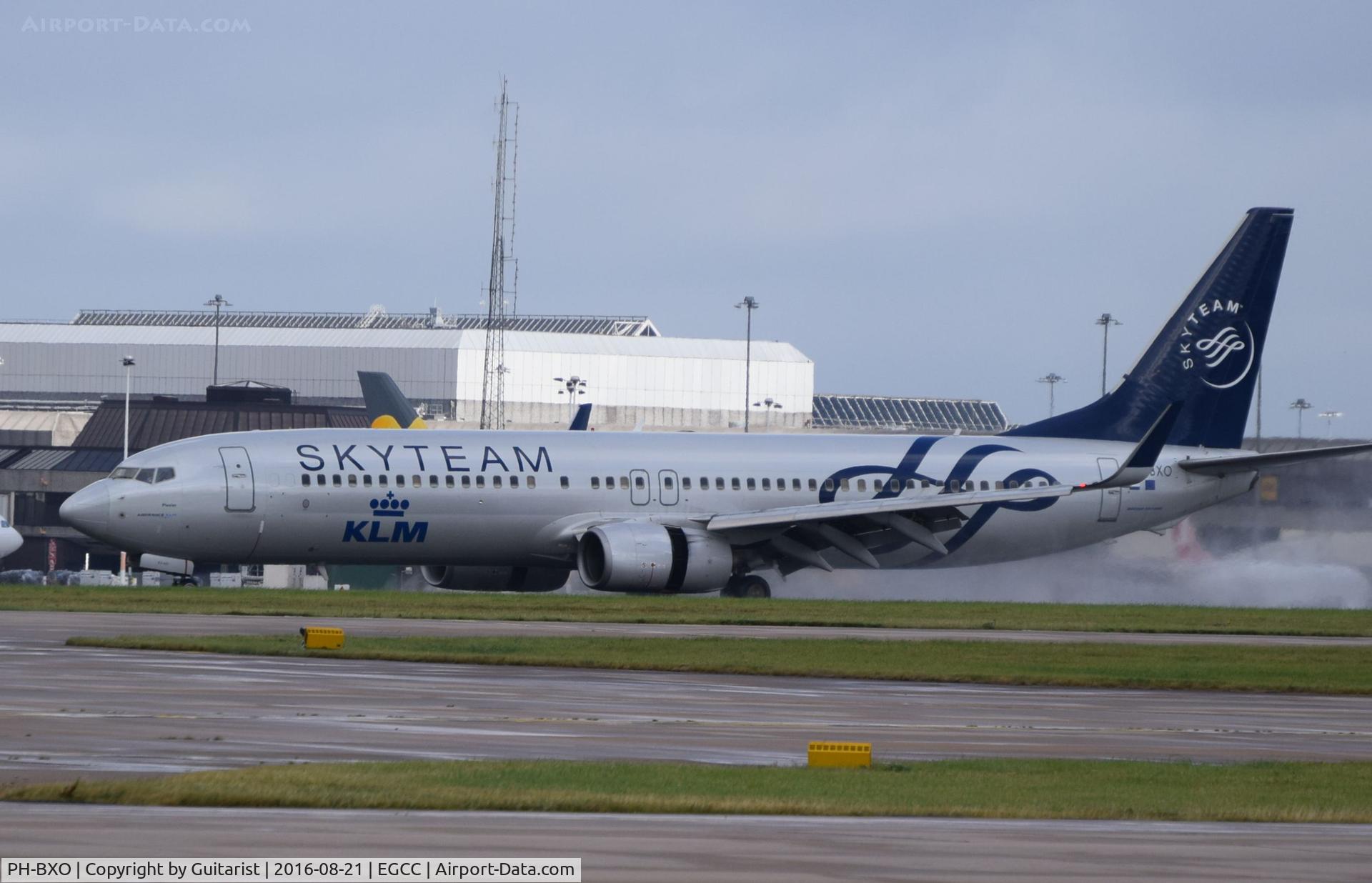 PH-BXO, 2001 Boeing 737-9K2 C/N 29599, At Manchester