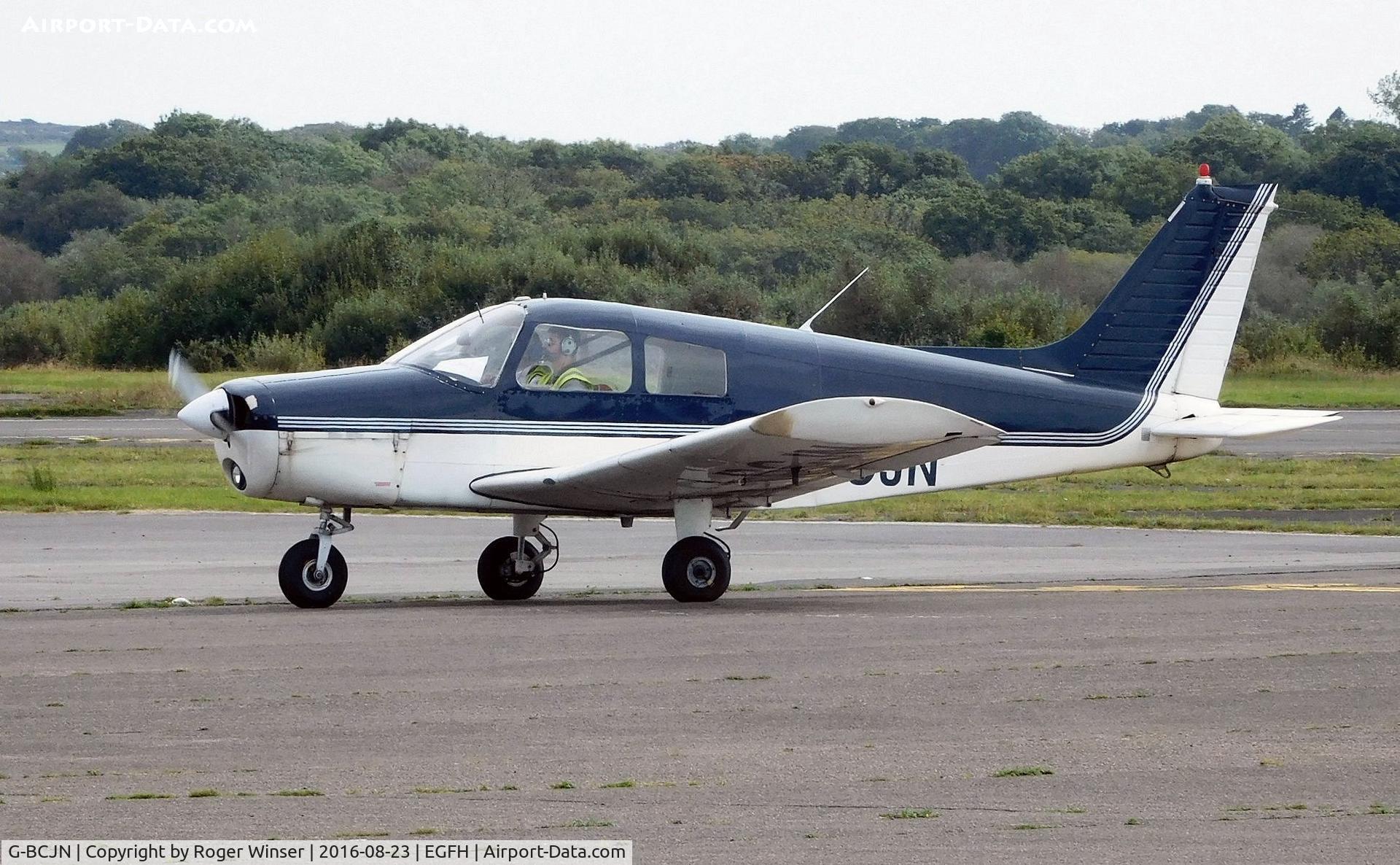 G-BCJN, 1974 Piper PA-28-140 Cherokee Cruiser C/N 28-7425350, Visiting Cherokee operated by the Bristol and Wessex Aeroplane Club.