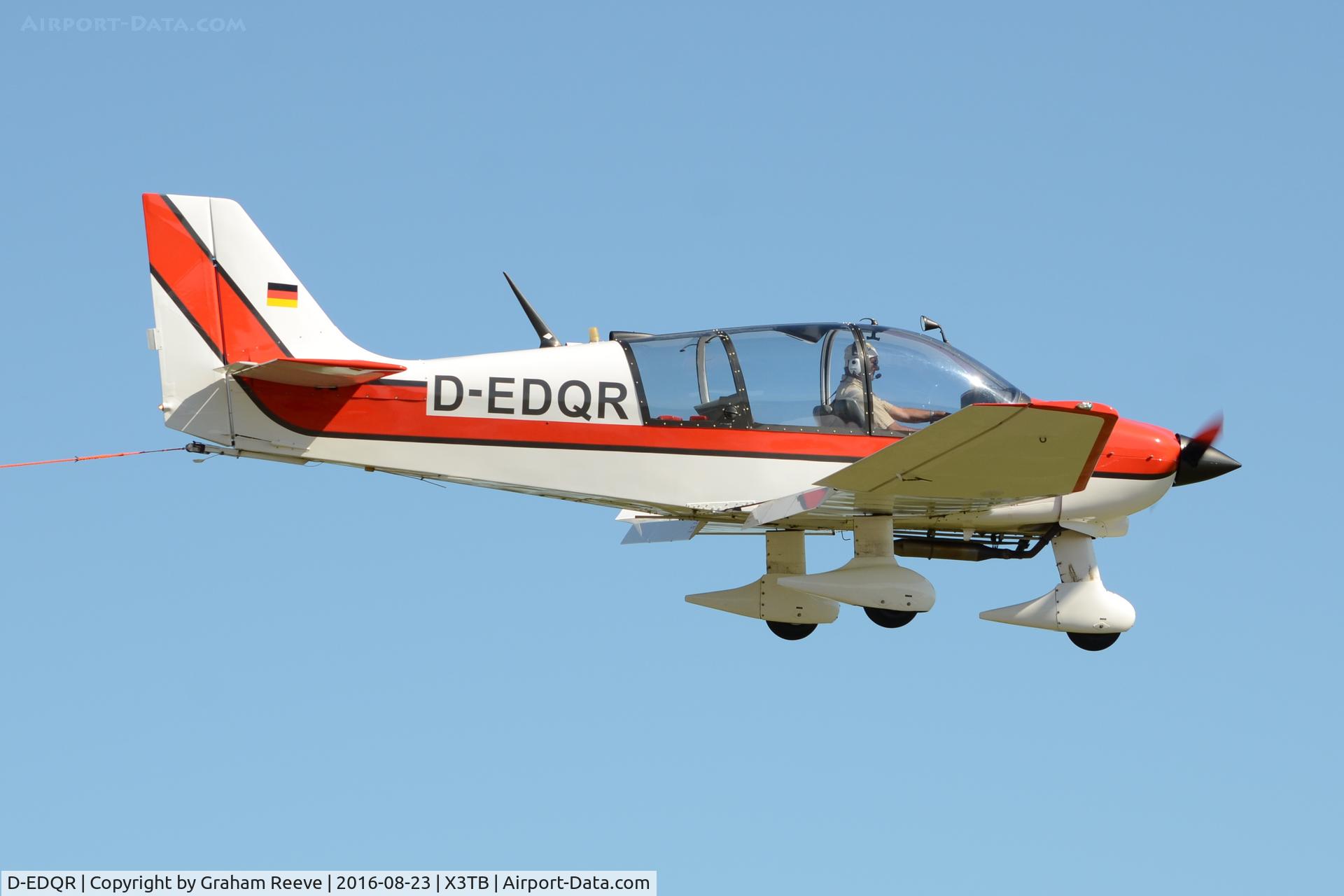 D-EDQR, Robin DR-400-180R Remorqueur Regent C/N 1047, Landing at Tibenham.