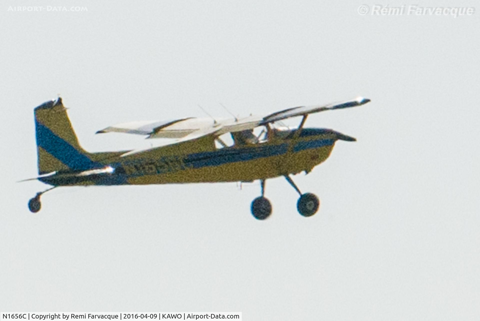 N1656C, 1953 Cessna 180 C/N 30356, Northbound take-off.